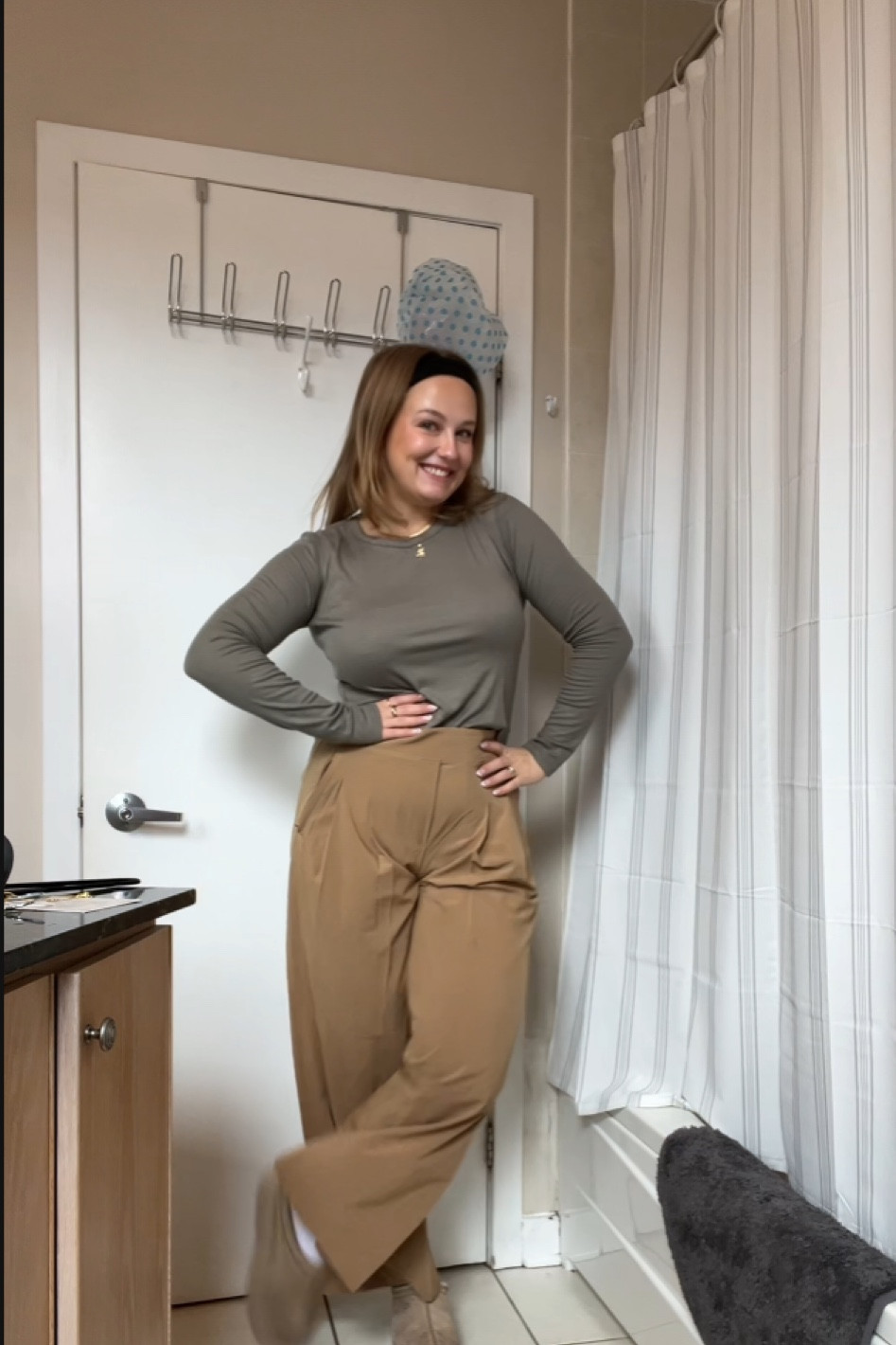 March madness day 1!

#LTKfindsunder50 #LTKworkwear #LTKtravel