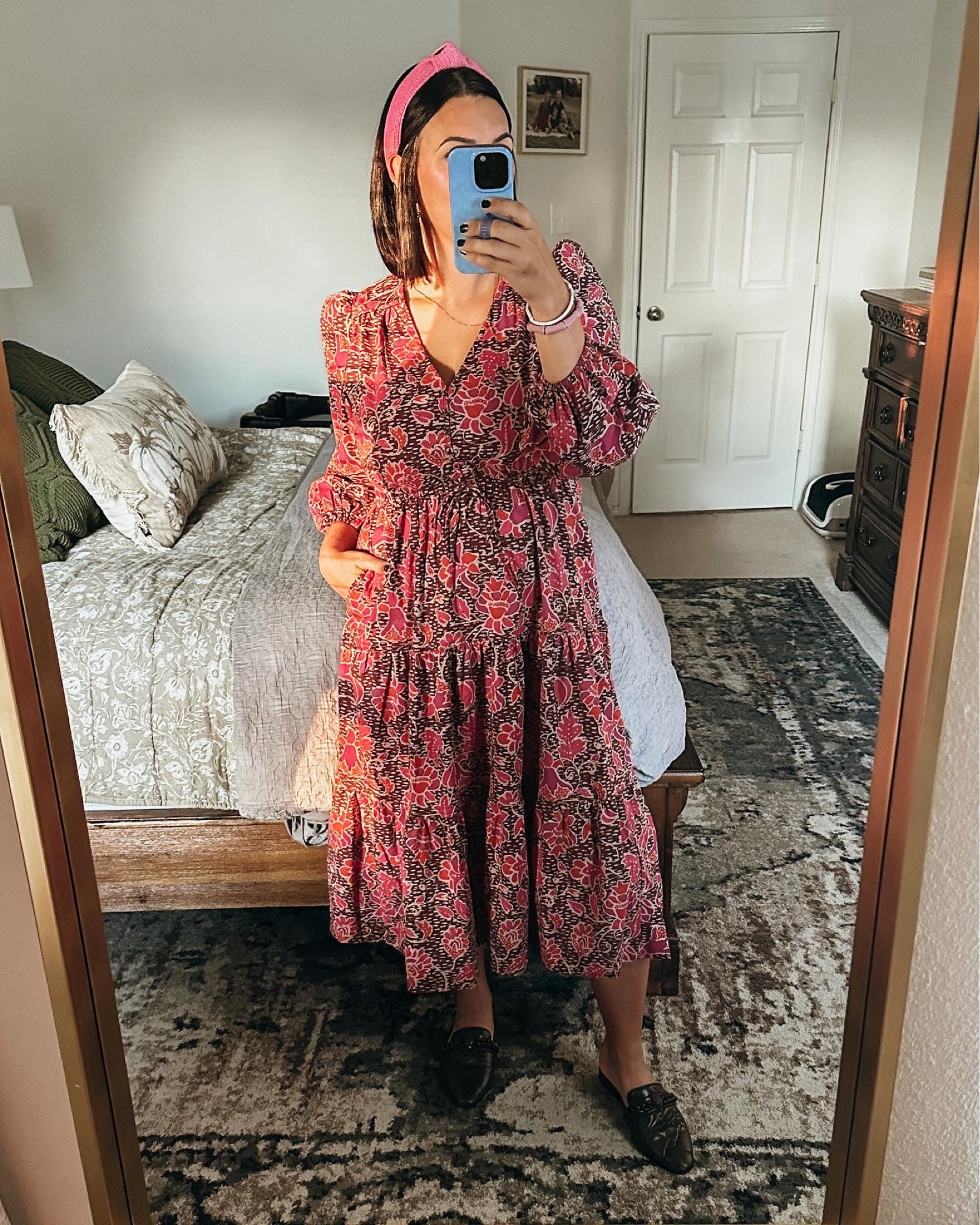 SKYEJS10 gets $10 off my fall dress (medium pictured) 

Summersalt 
Discount code
Fall style
Family pictures 

#LTKsalealert #LTKfindsunder100 #LTKworkwear