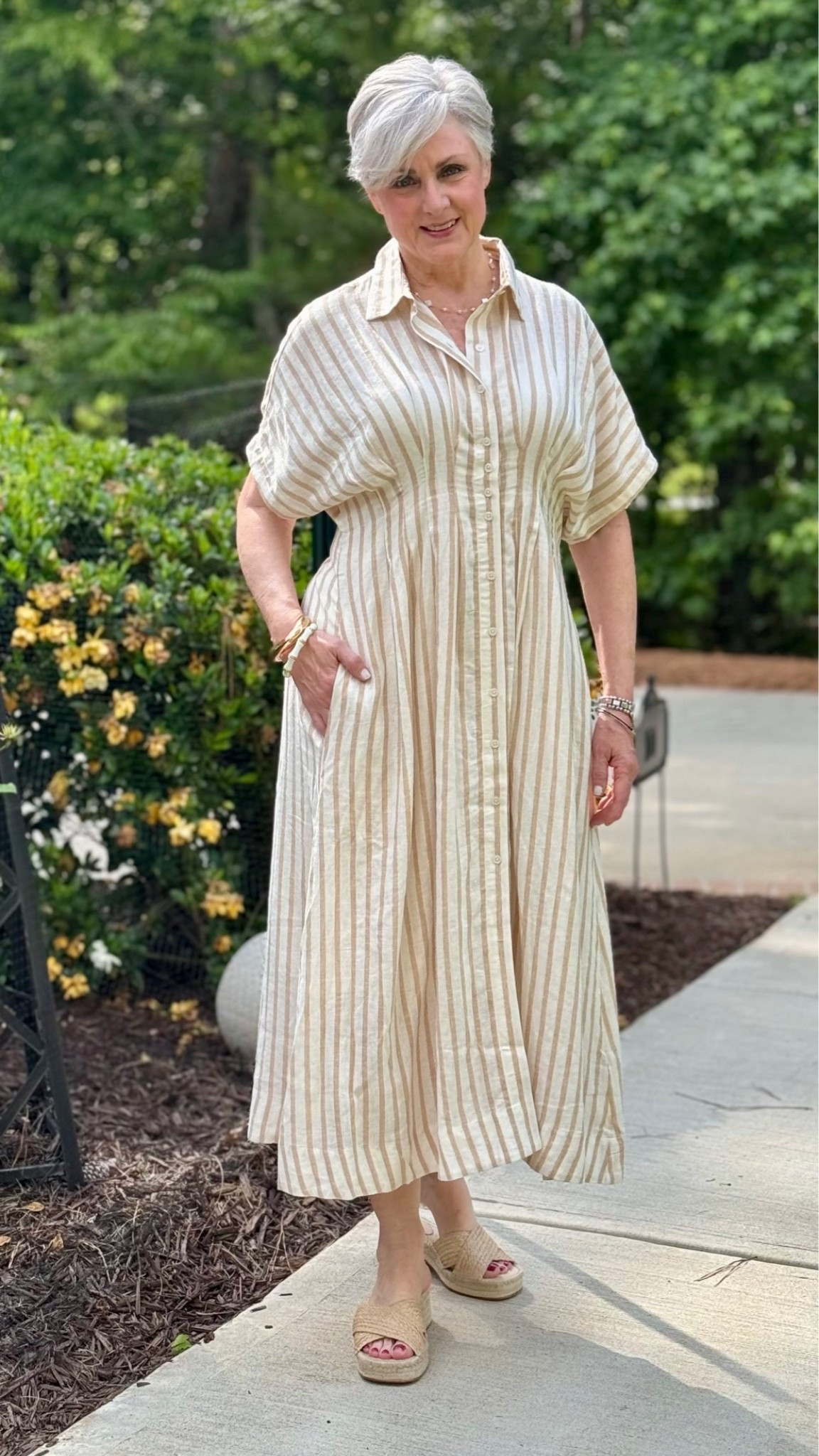 Striped Linen Dress 🤍

#LTKootd #LTKSeasonal #LTKOver40