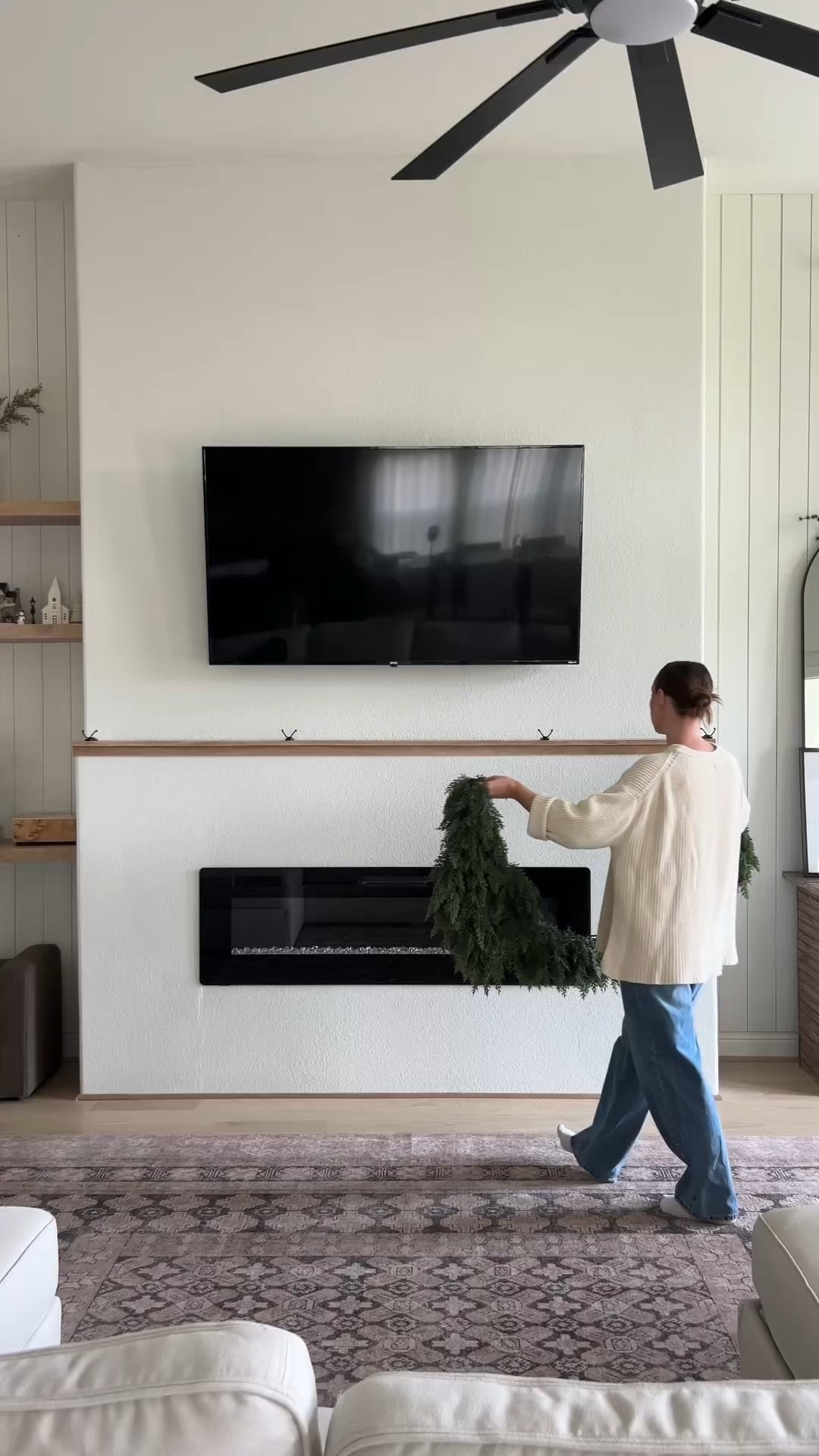 pov: you built the fireplace with this Christmas mantel in mind 🔔🎄🎅🏼 cedar garland, bow garland & bells all from amazon 🫶🏼✨ 



#amazonchristmasfinds #amazonfinds #christmasdecorating #neutralchristmasdecor  #cozychristmas



#LTKFindsUnder100 #LTKHome #LTKHoliday