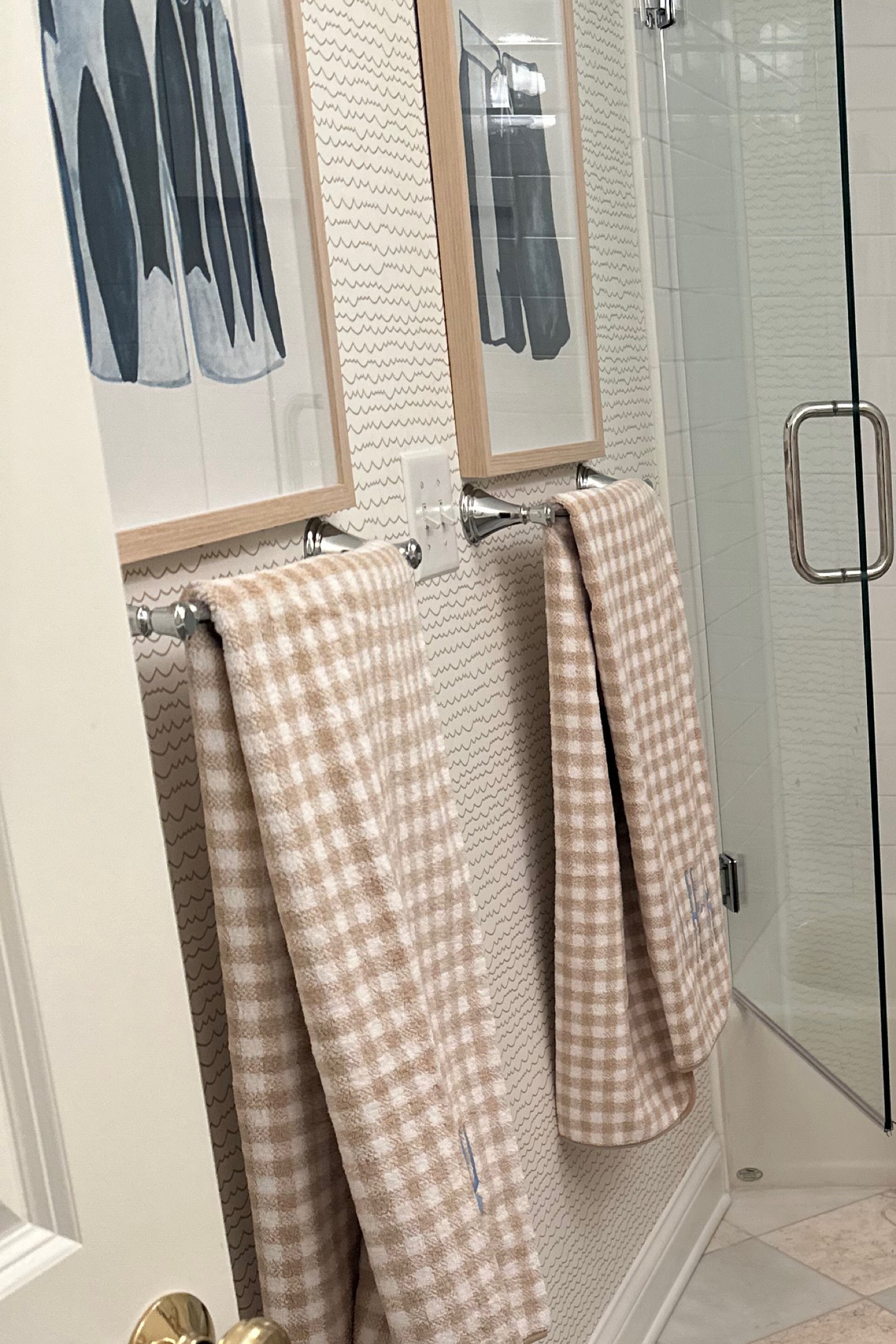 Bathroom updates! The cutest towels and bath mats 

#LTKhome #LTKsalealert