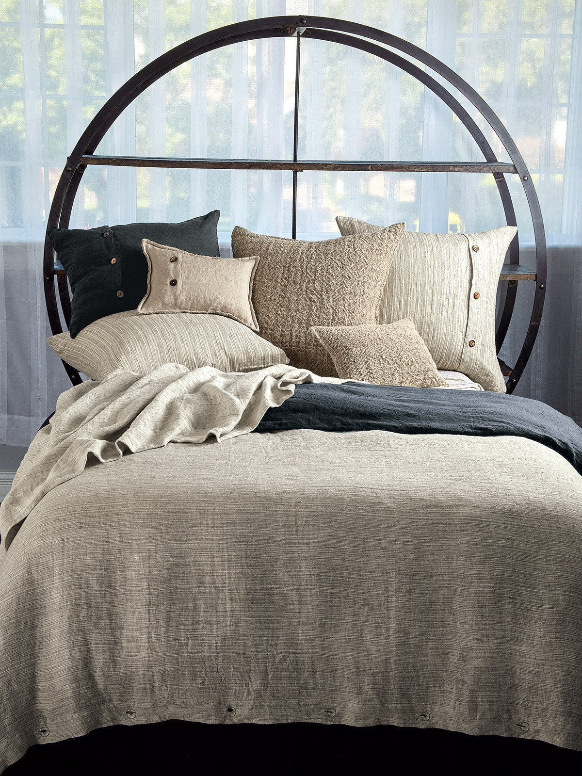 Duvet Covers (Comforter Covers) | Schweitzer Linen