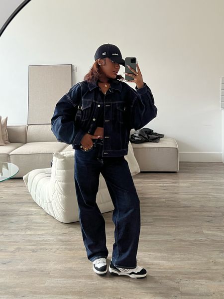 The coolest most comfy double denim fit 
( the exact jacket is OOS but I’ve linked one v similar) it was never a matching set the jacket was from topshop! 
#winter #doubledenim 


#LTKSeasonal
