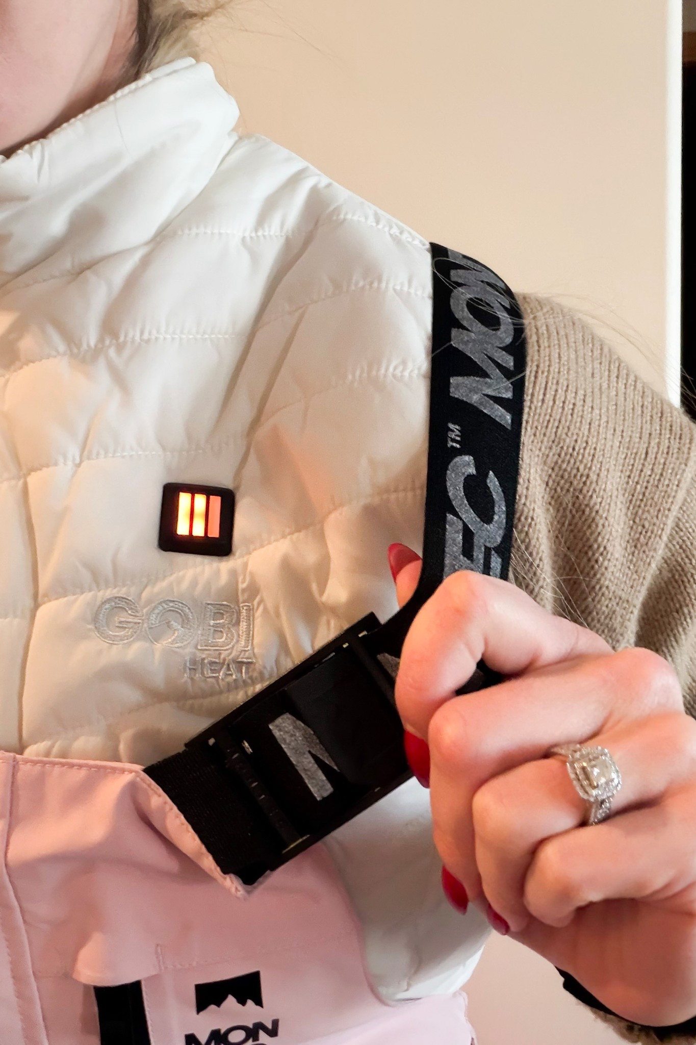 This heated vest has been a game changer on this ski trip!!

Heated vest, winter outfit, winter accessories, ski, ski outfit, ski trip, winter layers, Amazon find

#LTKSeasonal