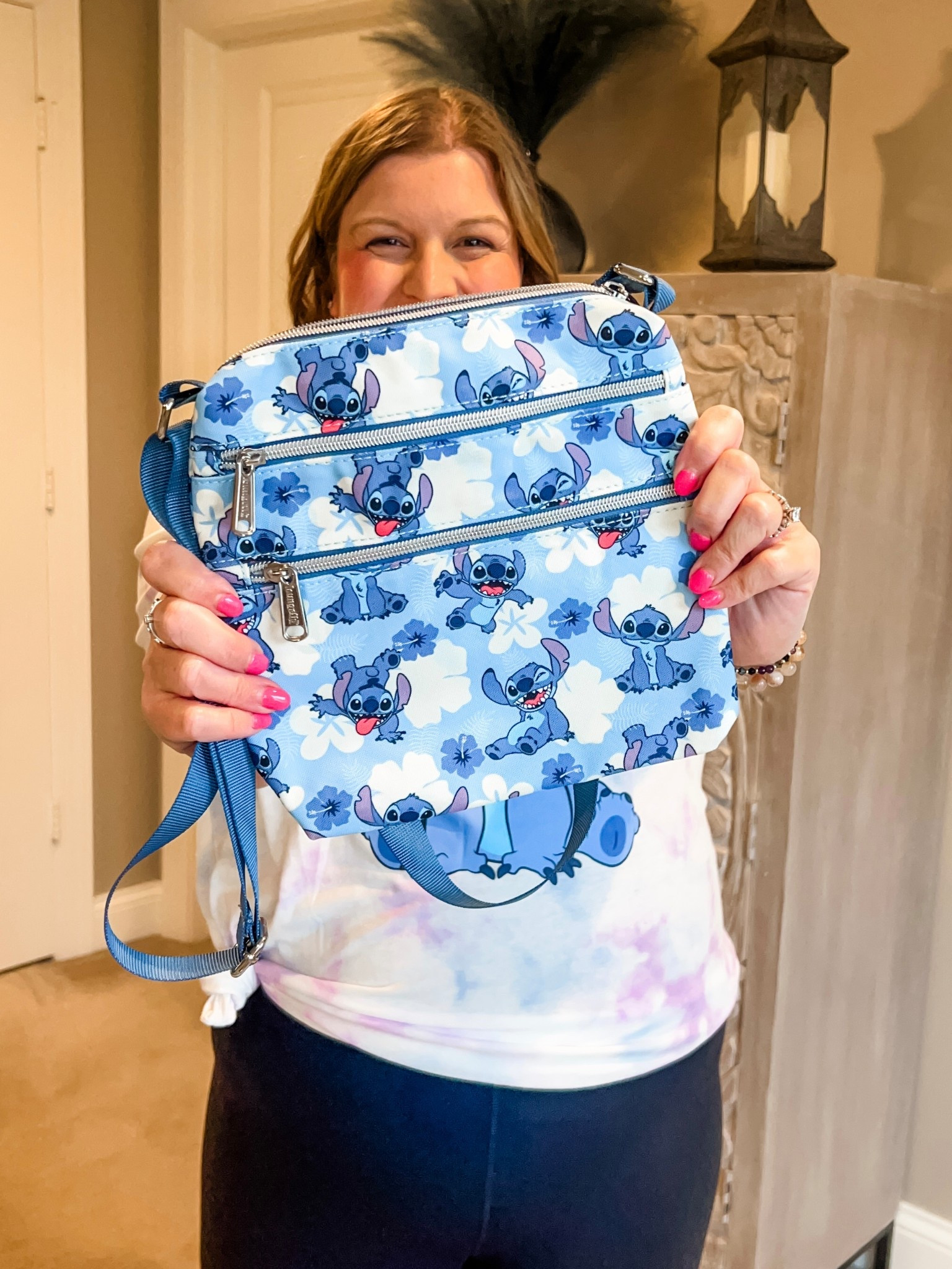 Love this crossbody bag for a small theme park bag! ✨

#LTKFindsUnder50 #LTKOver40 #LTKTravel