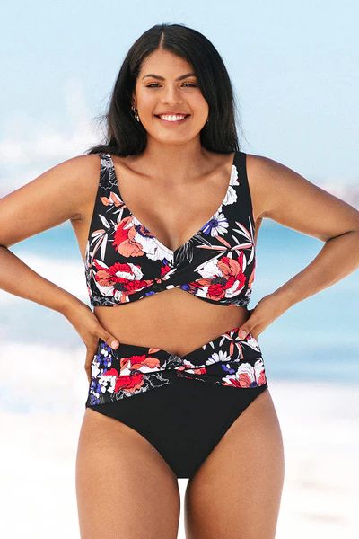 Patricia Floral Twist Plus Size Bikini Top | Cupshe