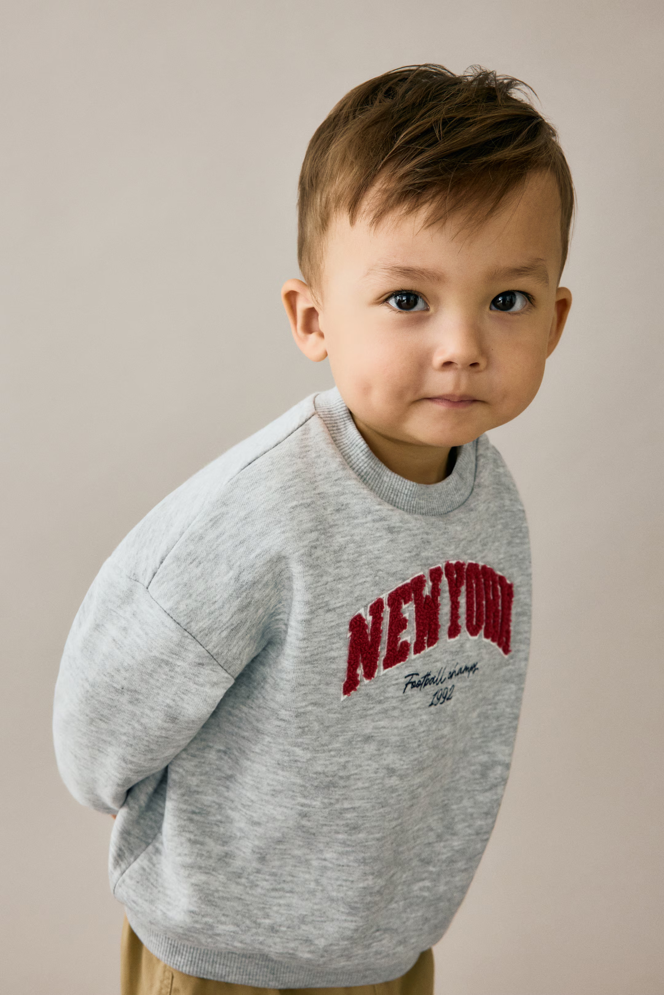 Motif-Detail Brushed-Inside Sweatshirt | H&M (US + CA)