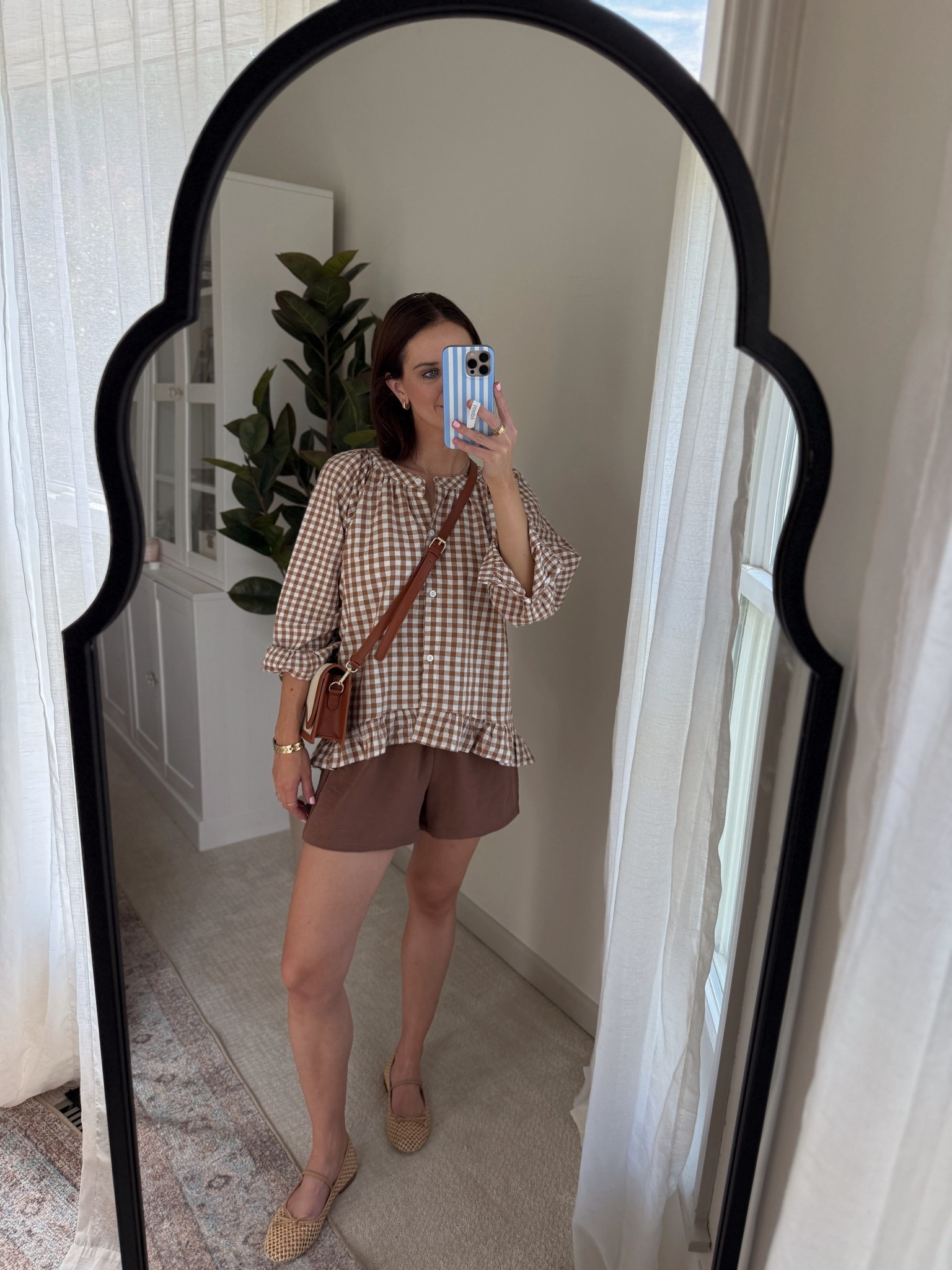 Wearing m in plaid set (I’m 5’7 and go between small and medium - could have done a small)

Nursing friendly // fall outfit // mom outfit // mom style 

#LTKFindsUnder100 #LTKSeasonal #LTKStyleTip
