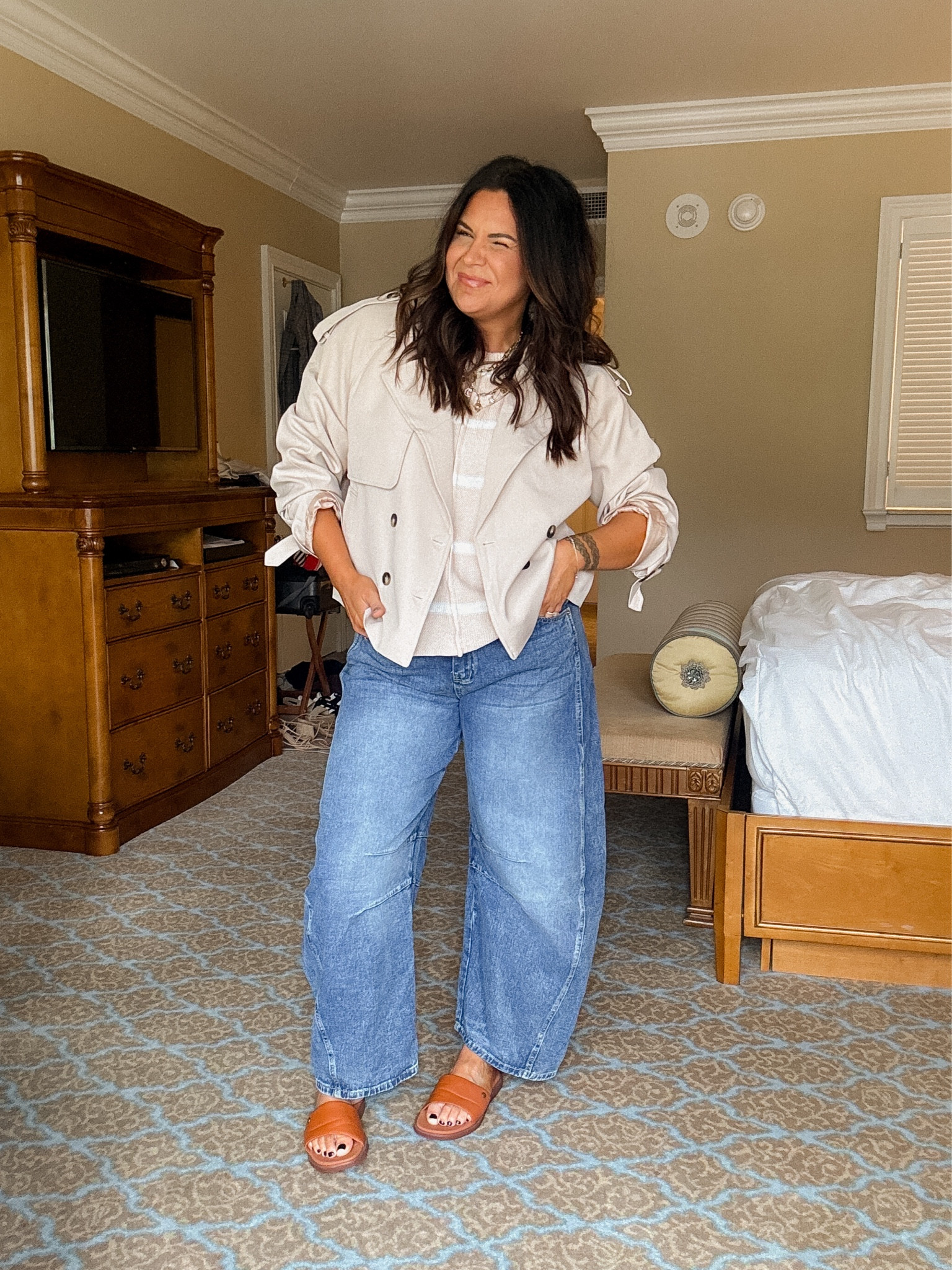 The cutest transition outfit!
Barrel jeans: size 14
Sweater tank: XL
crop trench coat: XL


#LTKSaleAlert #LTKMidsize #LTKFindsUnder50