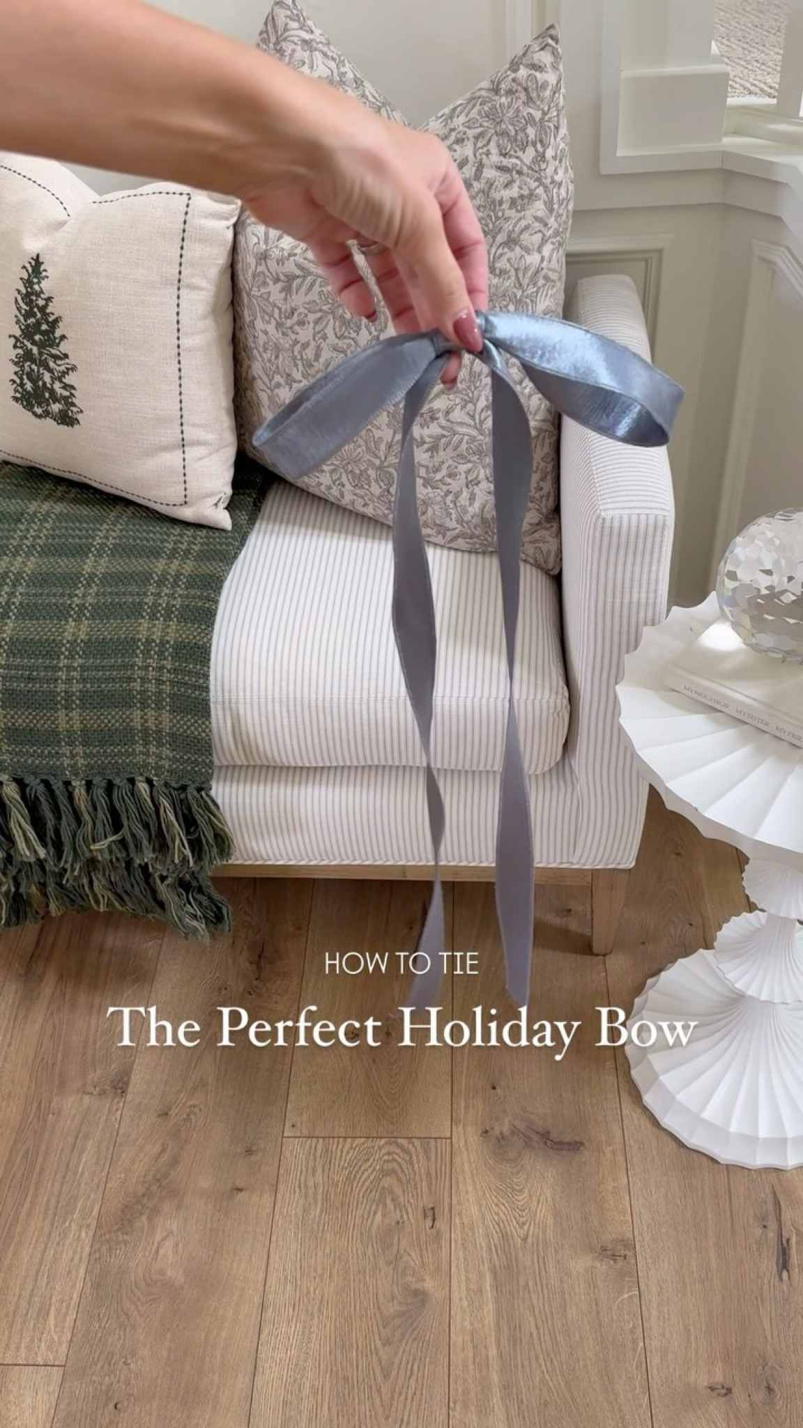 So many questions on our favorite ribbons, garlands, and how we tie bows! So… here’s a quick and easy way to tie the perfect holiday bow! This is my go-to technique for all of our Christmas installs. 🎀✨