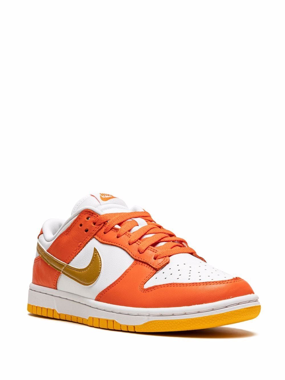 Dunk Low “University Gold” sneakers | Farfetch (US)