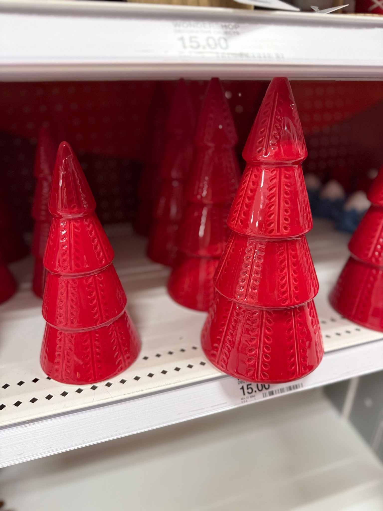 Red tree decor!

#LTKHome #LTKSeasonal #LTKHoliday