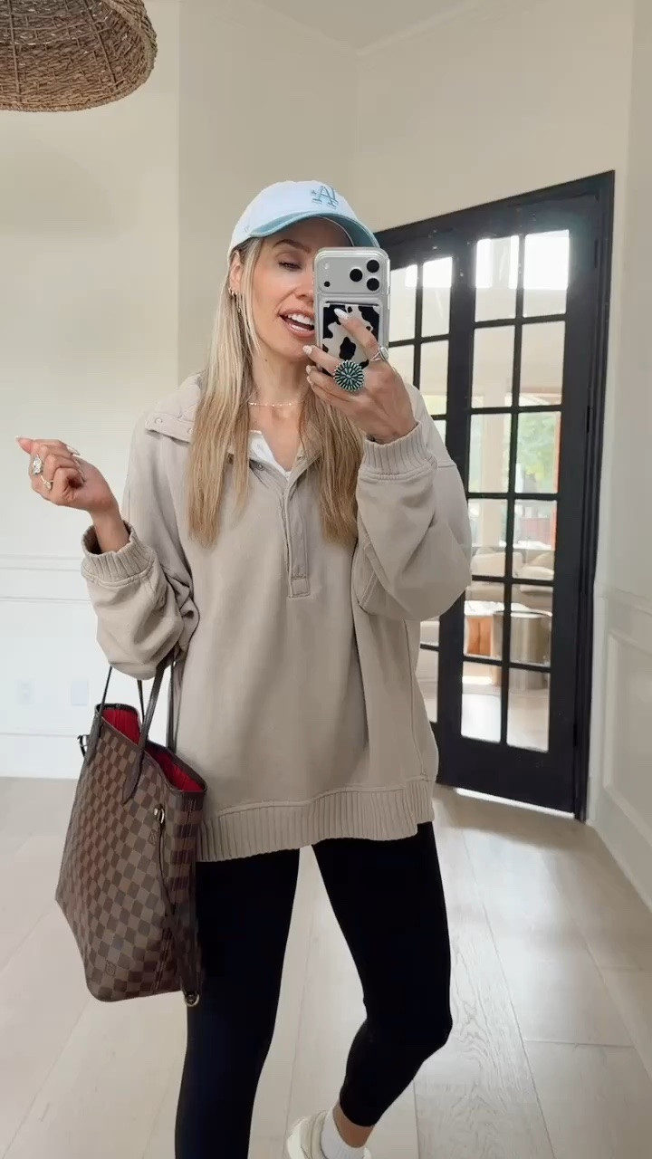 Aerie Oh snap Sweatshirts are SO good and back in stock // brand new colors 

Size s / fits a tad oversized 

#LTKSaleAlert #LTKdayinmylife #LTKgrwm