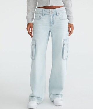 Low-Rise Baggy Wide Leg Cargo Jean | Aeropostale