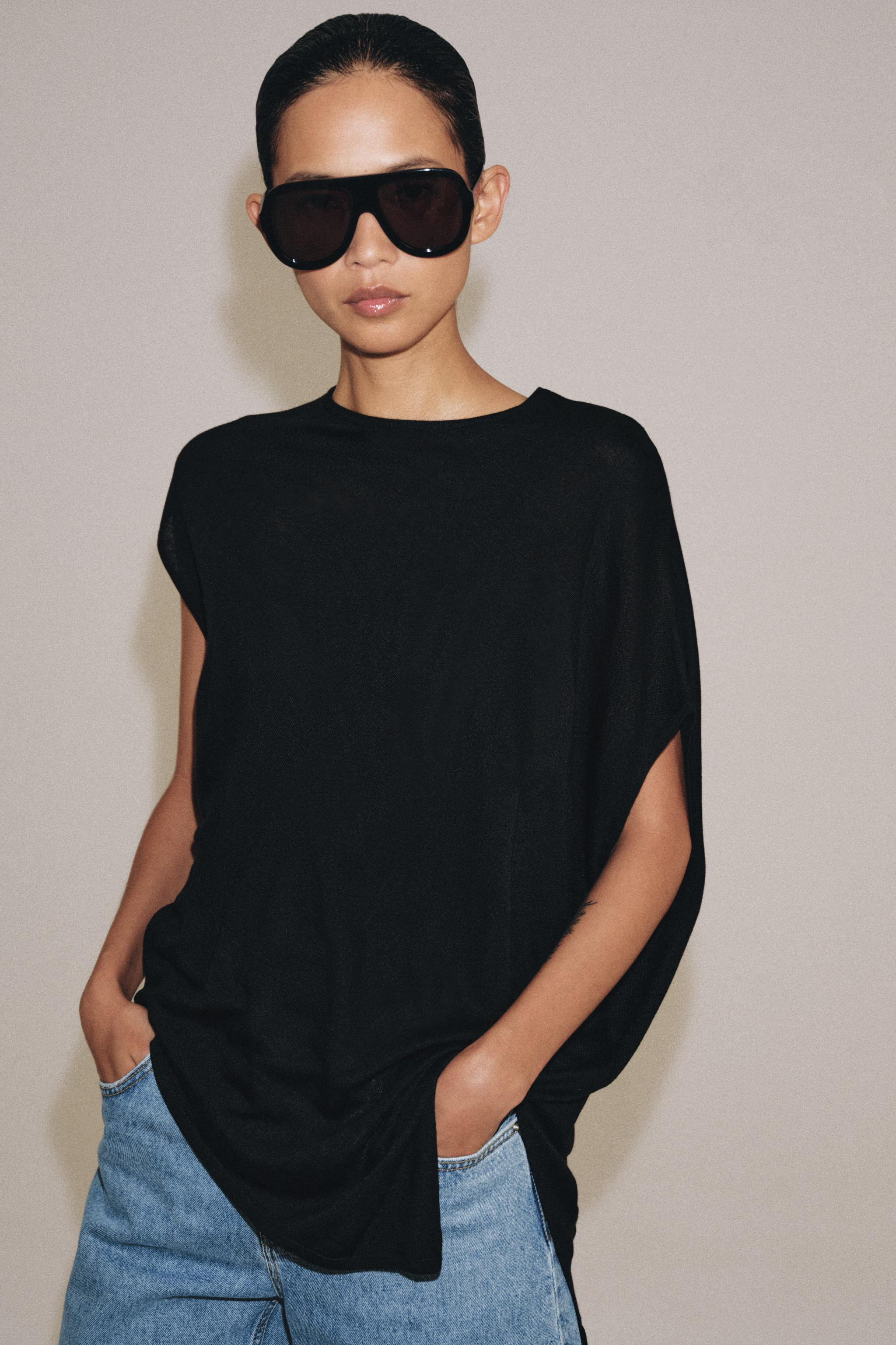 ASYMMETRIC KNIT TOP | Zara UK