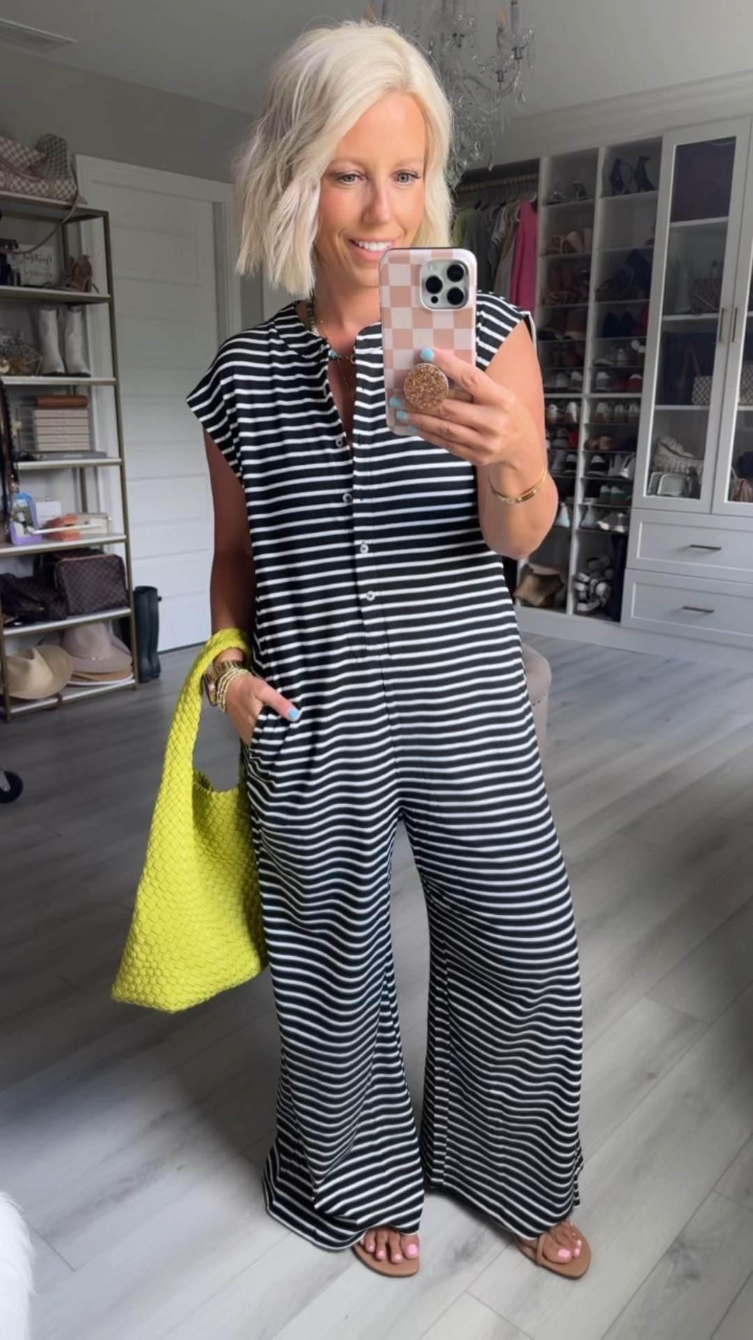 I’m gonna need this jumpsuit in every single color!!!! It’s the comfiest thing ever and I think it’s adorable!!!
⬇️⬇️⬇️
Jumpsuit small
Jacket medium 



#LTKSaleAlert #LTKFindsUnder50 #LTKStyleTip