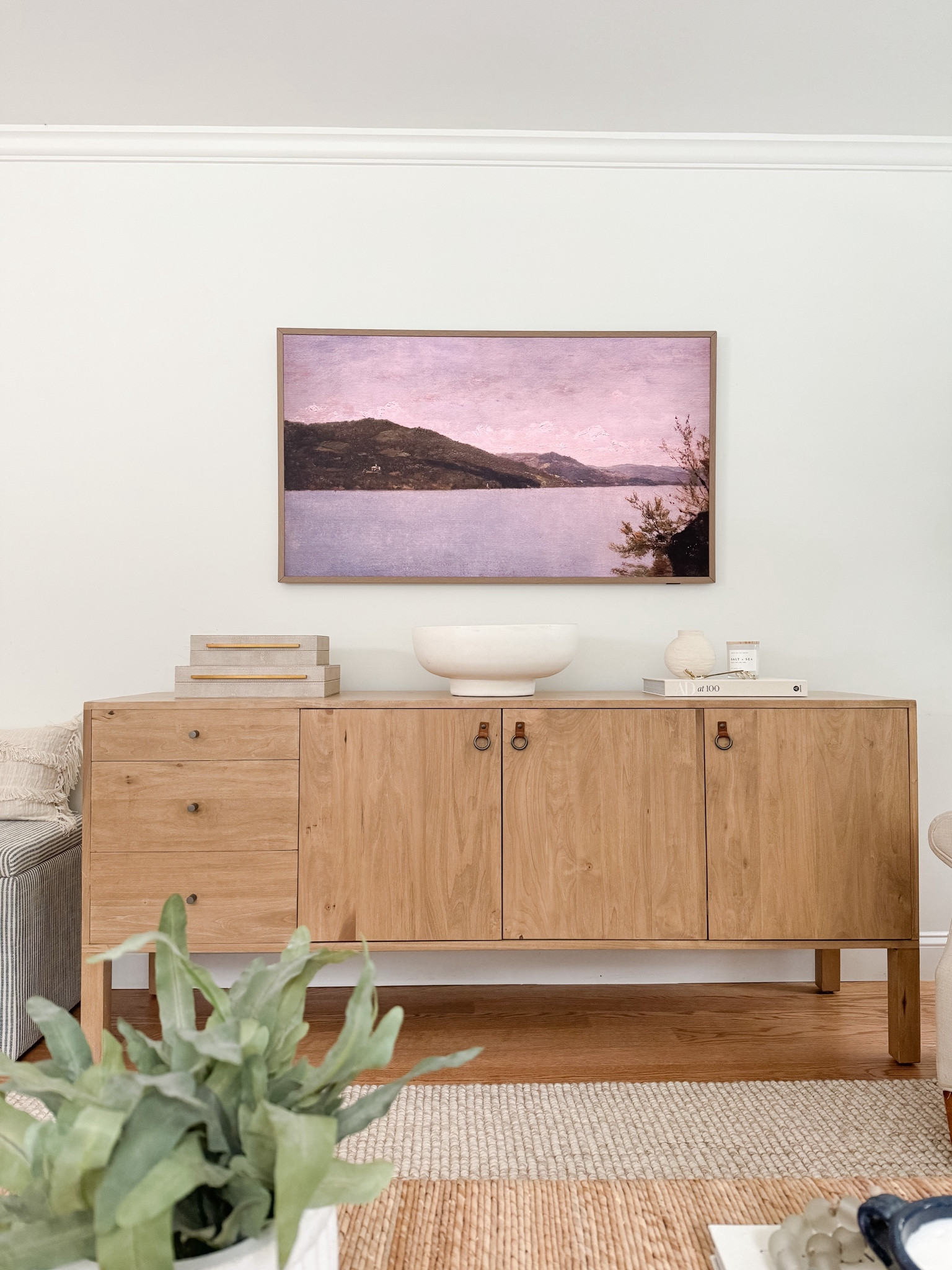 Coastal Living Room 

Coastal living room  living room styling  Home decor  Home  Home decor  Home favorites  Floral vase   Wall Art  Coastal home  coastal home decor  coffee table 

#LTKstyletip #LTKsalealert #LTKhome