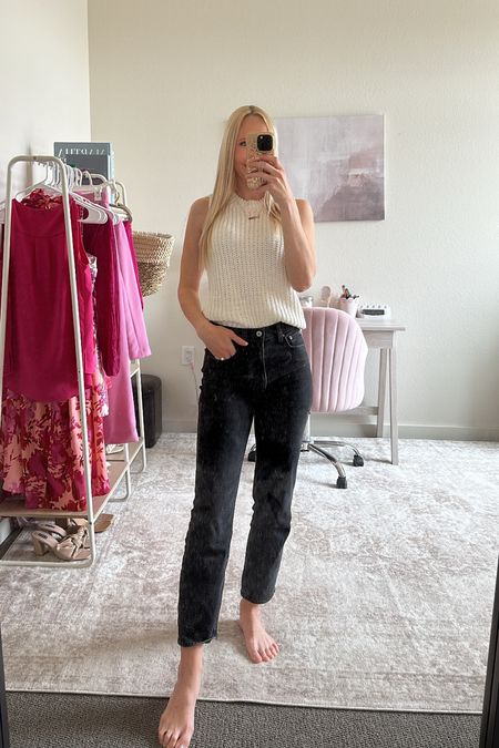One of my favorite fall outfits ☺️ I’m obsessed with this white sweater tank is from Abercrombie. Such great quality I’m in a size XS!

These ultra high rise ankle straight jeans are also from Abercrombie and are so flattering on. I wear a size 25 regular. They’re easy to dress up or down!


#abercrombieoutfits #falloutfits #blackjeans ankle jeans, Abercrombie jeans, cream sweater, sweater top, sleeveless sweater, pumpkin farm outfit, fall transitional outfit, cute fall outfits

#LTKsalealert #LTKSeasonal #LTKfindsunder50