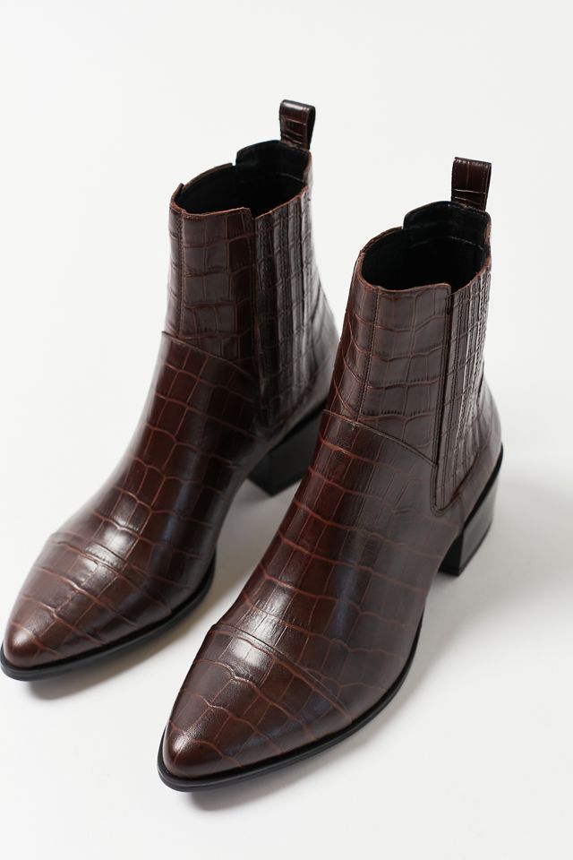Vagabond Shoemakers Marja Embossed Chelsea Boot | Urban Outfitters (US and RoW)