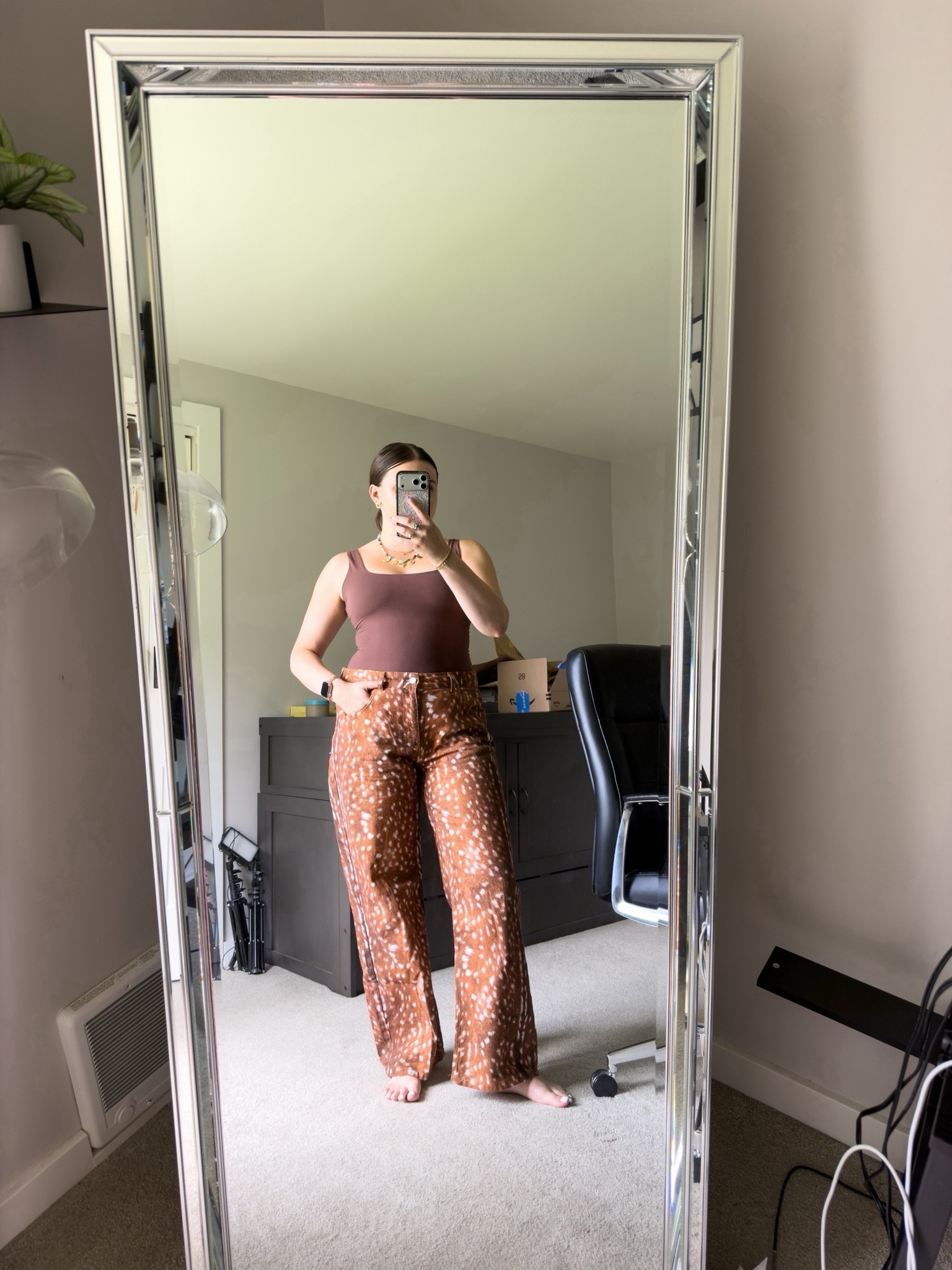 I’m getting obsessed with animal print! Deer is a trend we’re going to continue seeing and I love keeping my print simple with a basic tank.

#LTKootd #LTKMidsize #LTKWorkwear