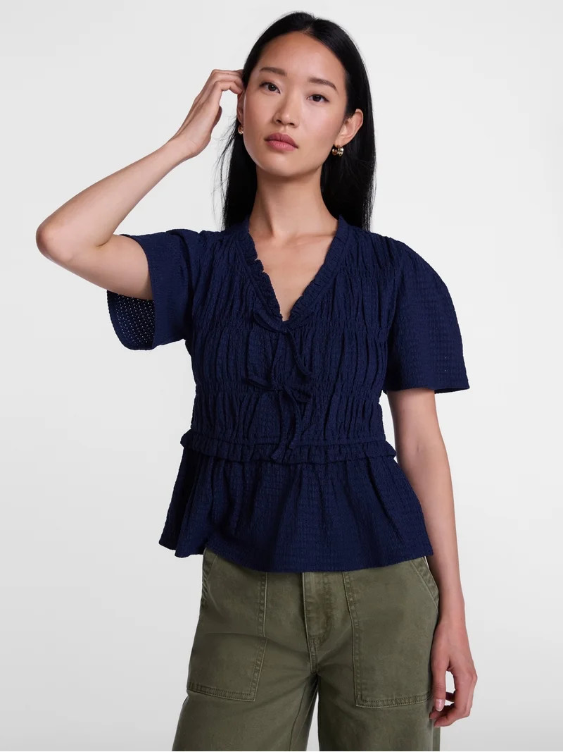 Scenario Women's and Women's Plus Textured Tie Front Top, Sizes XS-4X | Walmart (US)