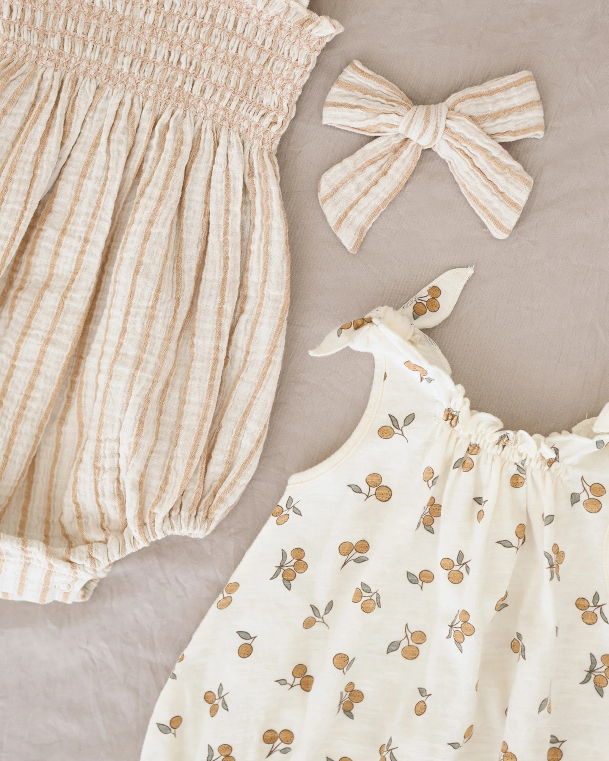 Shoulder Tie Bubble || Oranges | Rylee + Cru