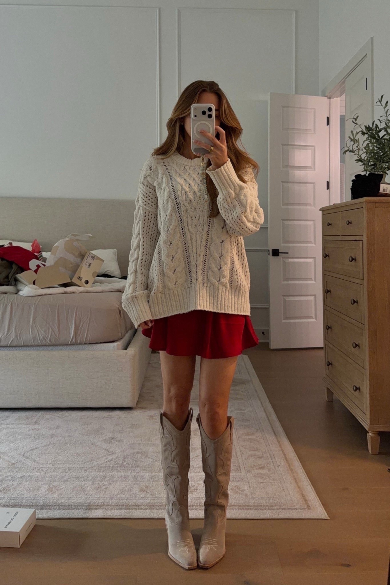 sweater: medium // skirt: smalll

valentine’s day, vday, casual style, amazon, amazon fashion, michele jaliene

#LTKootd #LTKPetite #LTKValentine