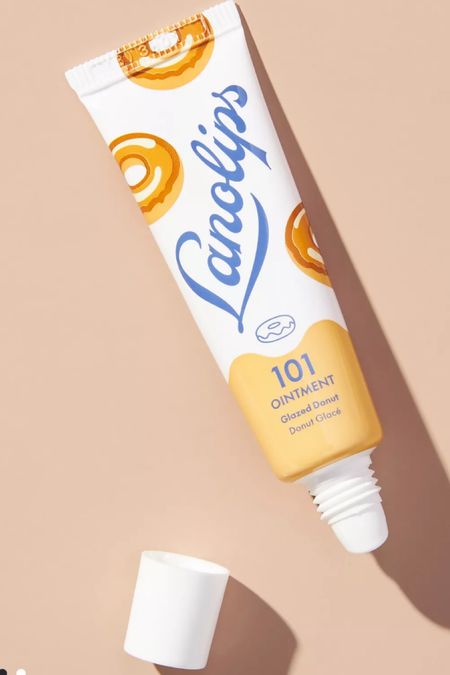 Lanolips Glazed Donut 101 Ointment

Crafted with lanolin and vitamin E, this multi-purpose balm is formulated to hydrate lips, skin, or cuticles.

#LTKWorkwear #LTKStyleTip #LTKBeauty