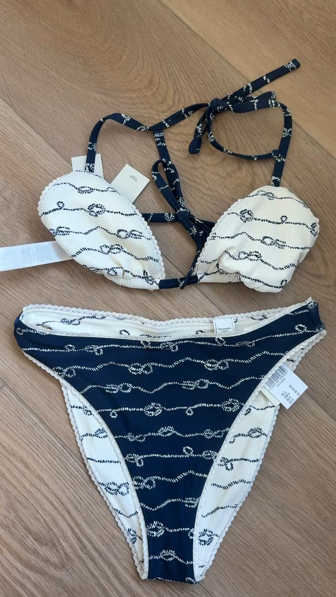 Bathing suit small
ABERCROMBIE 20-40% off almost EVERYTHING 🩷 extra 15% off with code AFSUMMER

#LTKSeasonal #LTKSaleAlert