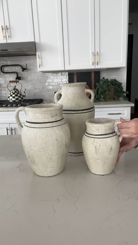 Beautiful vintage inspired pottery 

#LTKVideo #LTKhome #LTKfindsunder50