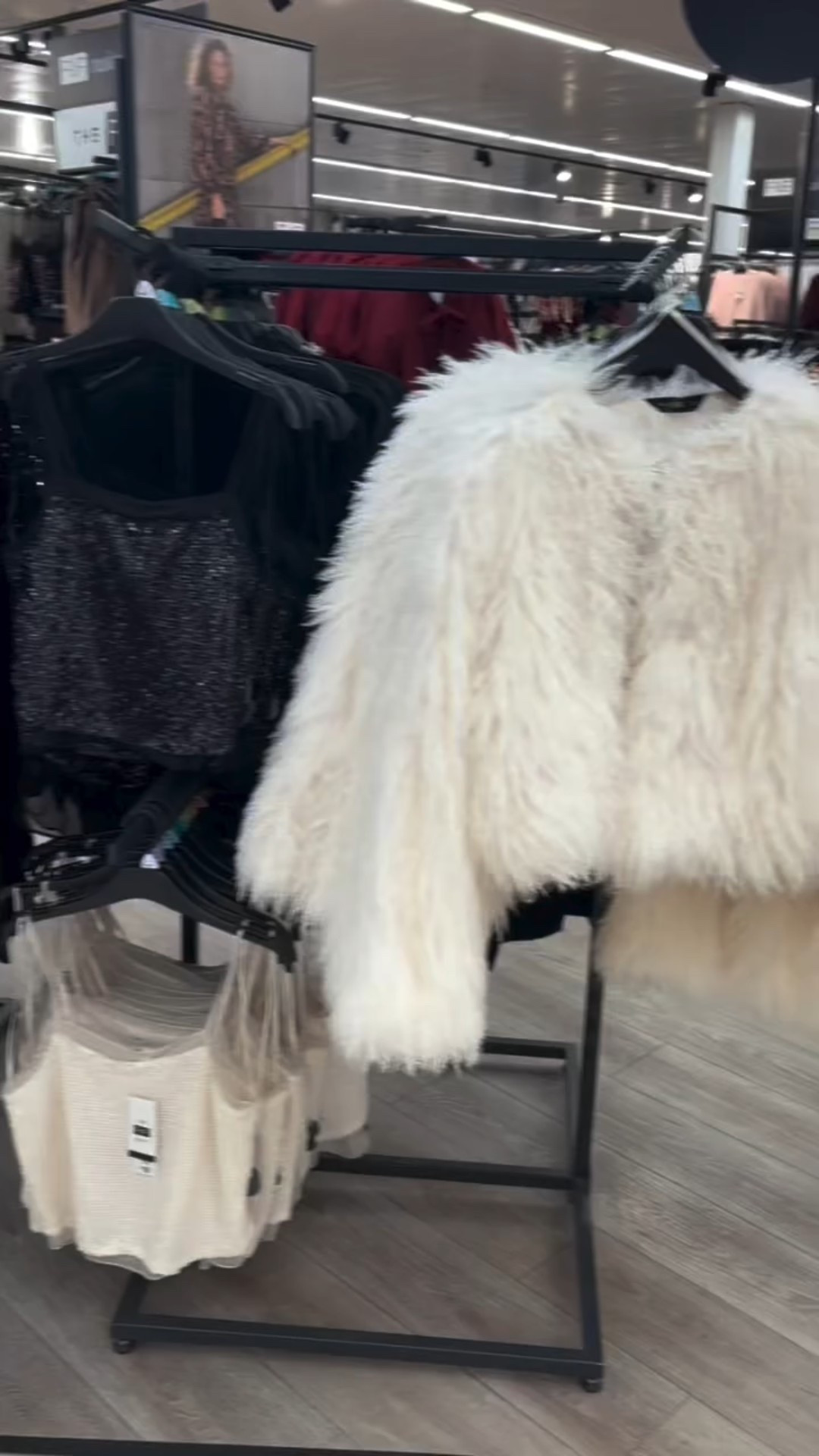 @fandfclothing Christmas party 🪩✨💃🏻🍾 ok, I’m fully obsessed with it all. Just wait for that faux fur coat at the end 👀 I think it’s a need at this point! 

#fandfclothing #fandf #tescoclothing #highstreetfashion #christmaspartyoutfit #christmasparty #newinfashion #virtualstylist #fashionblogger