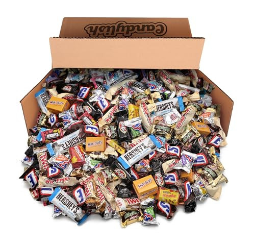 Chocolate Candy Variety Pack - 4 Lbs Assorted Bulk Chocolate Mix - Delicious Assortment of Fun Size Chocolate, Ideal for Holiday Celebrations and Office Snacks - Perfect for Birthday Parties and Stocking Stuffers | Amazon (US)