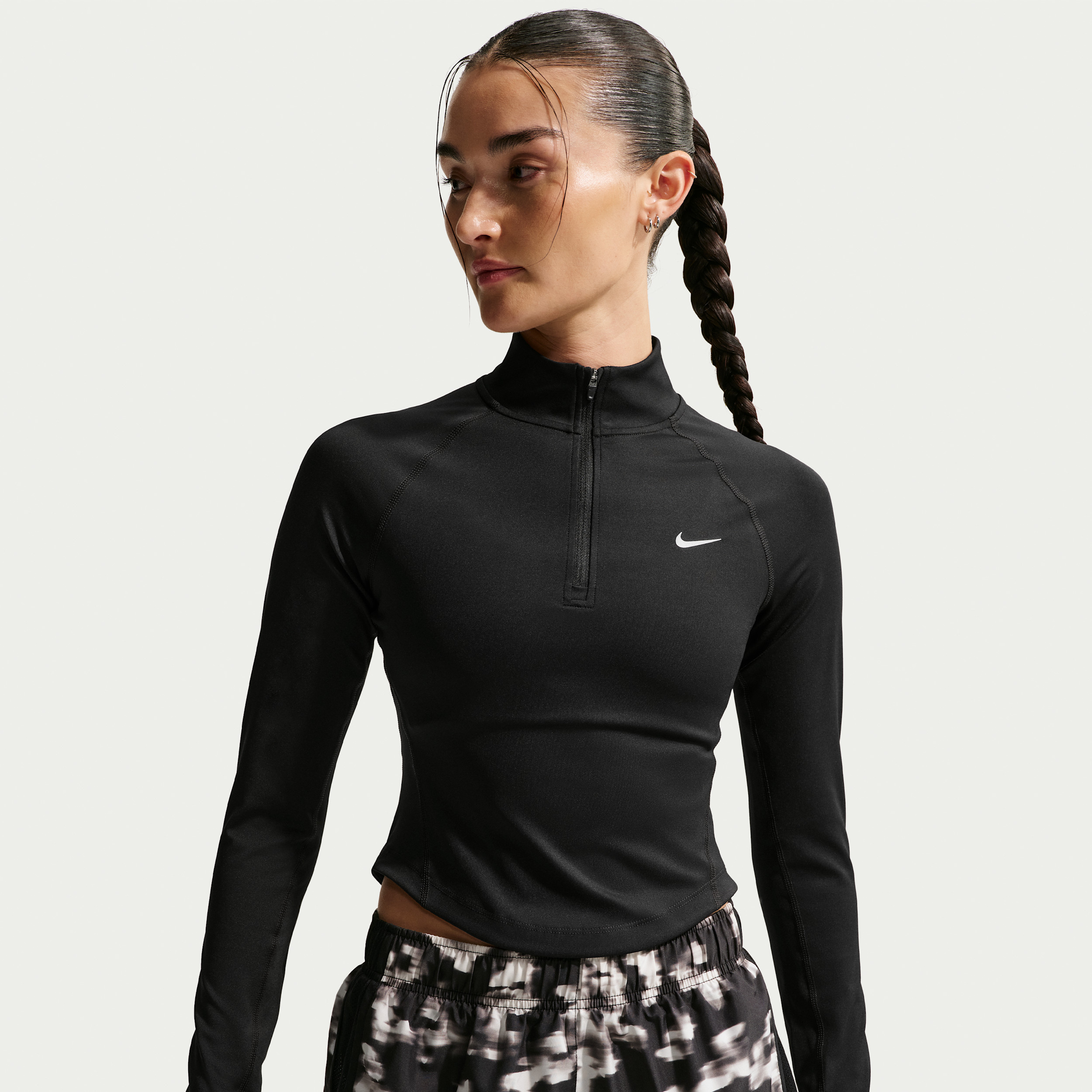 Nike Women's Tempo Dri-FIT Fitted 1/2-Zip Running Top in Black | IF3261-010 | Nike (US)