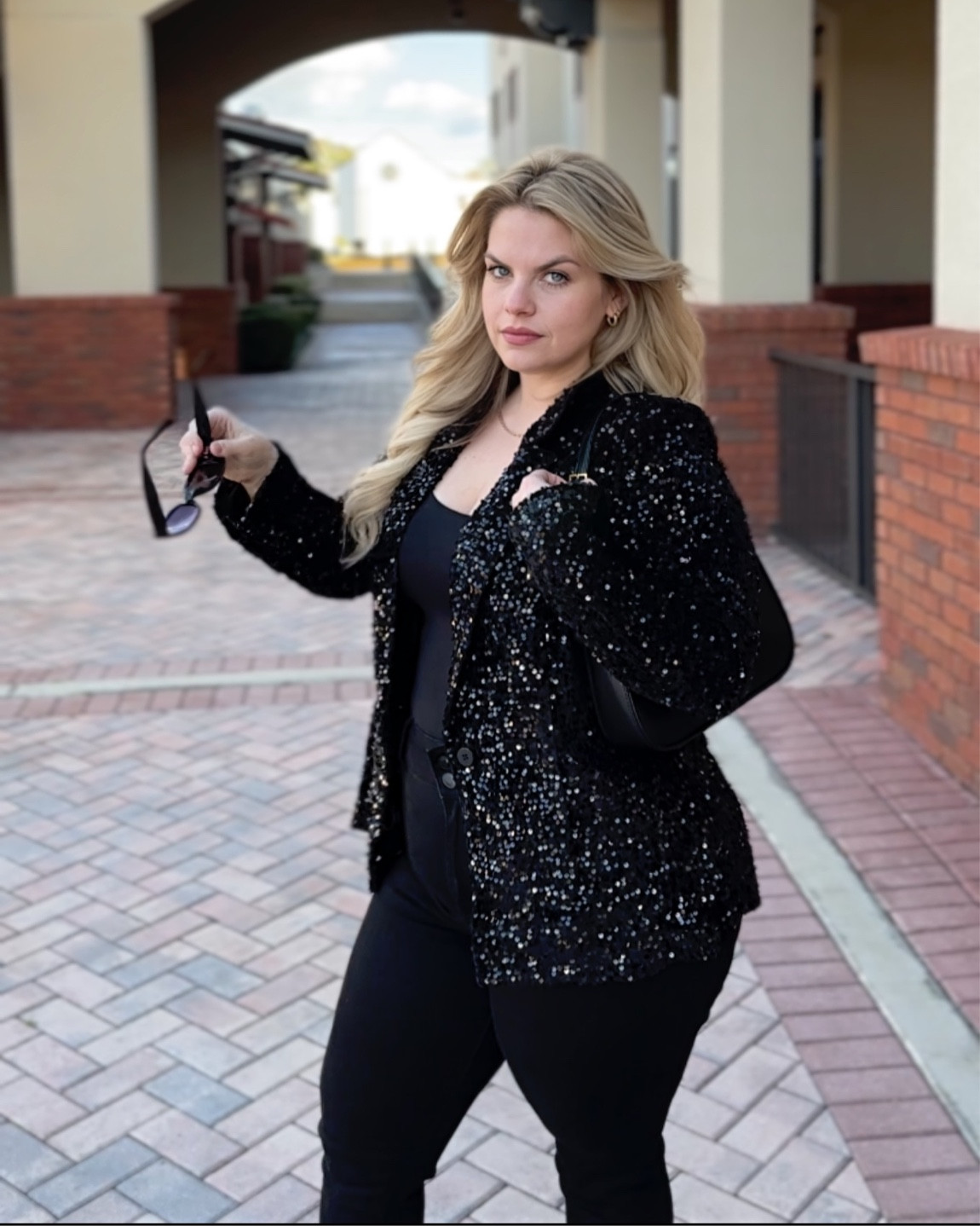 New Year’s Eve outfit means SEQUINS for everyone! ✨✨

Black blazer outfit, sequin blazer, monochromatic outfit, pear shaped outfits, New Year’s Day outfit, black skinny jeans, party outfit, holiday outfit, Chelsea boot outfit 

#LTKmidsize #LTKparties #LTKHoliday