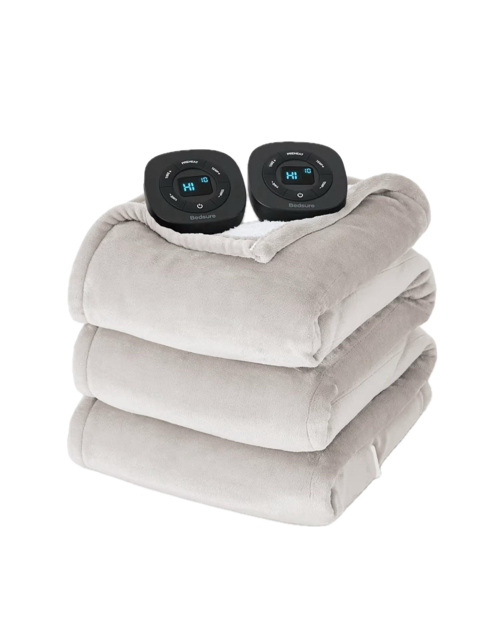 This electric blanket is saving me this winter 🥶 Dual sections and 10 heat + timer settings 

Electric blanket bedding home decor warm coverlet comforter bedroom decor 

#LTKHome #LTKselfcare #LTKSeasonal