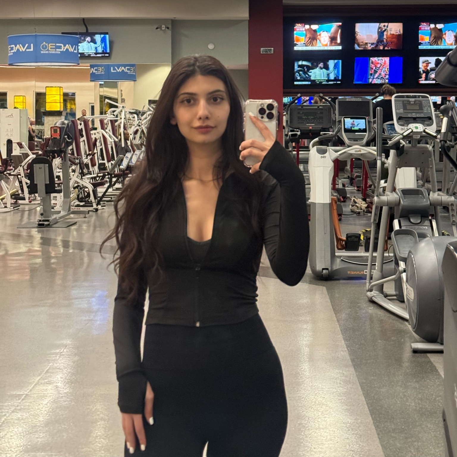 Gym clothes that you need in your wardrobe !

#LTKfitness #LTKstyletip #LTKworkwear