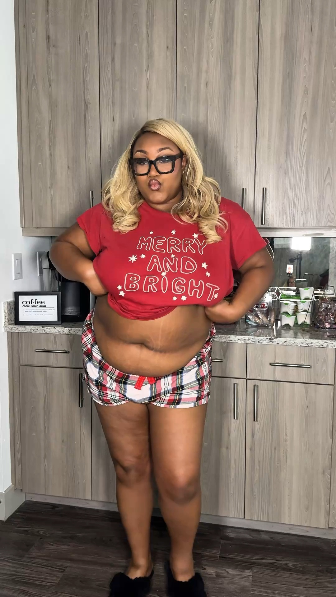 Comment “shop” and I’ll send you the link to these items! I don’t let my apron belly keep me from wearing what I want. You can still have a big belly and wear flattering clothes. I promise you, you don’t have to wear black in the spring and summer; color will look great on you if you just pick the right pieces.

🔍 SEARCH my code GY8N8 in the SHEIN app to find your favorites and discover statement styles and dazzling details for every curve!
Download the SHEIN app and start your own spotlight moment now with SHEIN Curve.

#SHEINCurve #SHEINtrends#ad
@sheincurve@sheinofficial @shein_us

#LTKPlusSize #LTKMidsize #LTKgrwm