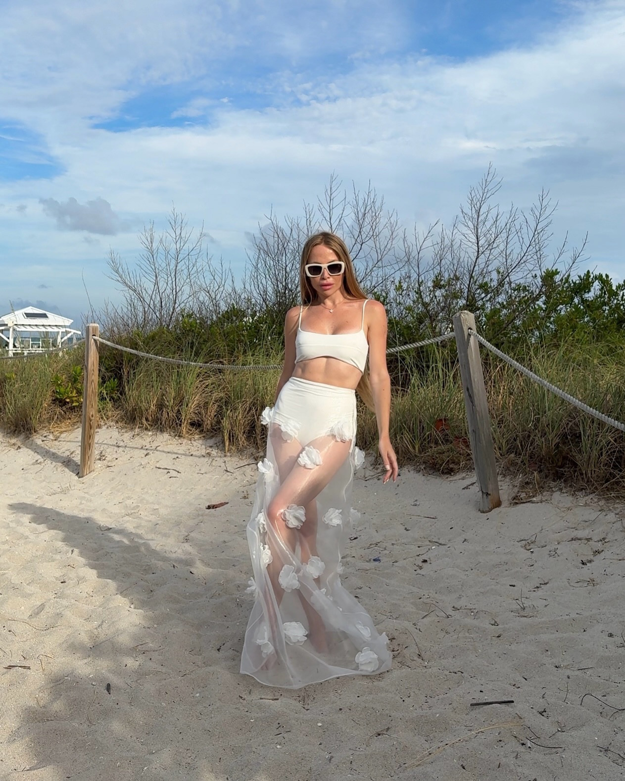 I couldn’t resist the Ocean Collection — an incredible collaboration between @oceanconservancy and @sojosvision 🌊.

Sustainable sunglasses inspired by the beauty of the ocean and its amazing marine life. Honestly? I’m in love with the whole concept.

My pair is called Moonbeam, inspired by baby sea turtles who follow the light of the moon right after hatching to find their way to the ocean. So touching and symbolic.

Knowing that $1 from every pair sold goes toward protecting our oceans makes this collection even more meaningful.

Style with purpose? Absolutely yes.
This collection truly feels special 💙.
___

Я не могла пройти мимо Ocean Collection — невероятной коллаборации @oceanconservancy и @sojosvision 🌊.

Экологичные солнцезащитные очки, вдохновленные красотой океана и его удивительной морской жизнью. Честно? Я в полном восторге от самой идеи. Каждая пара отражает сильную глубину концепции.

Моя модель — Moonbeam, вдохновленная детенышами морских черепах 🐢, которые следуют за светом луны сразу после вылупления, чтобы добраться до океана.
Это так трогательно и символично 🥹. Меня конкретно трогают такие моменты.

Знать, что с каждой проданной пары $1 направляется на защиту океанов, делает эту коллекцию еще более ценной.

Стиль с осознанностью? Однозначно да.
Эта коллекция действительно особенная!

#wearthewave #SOJOS