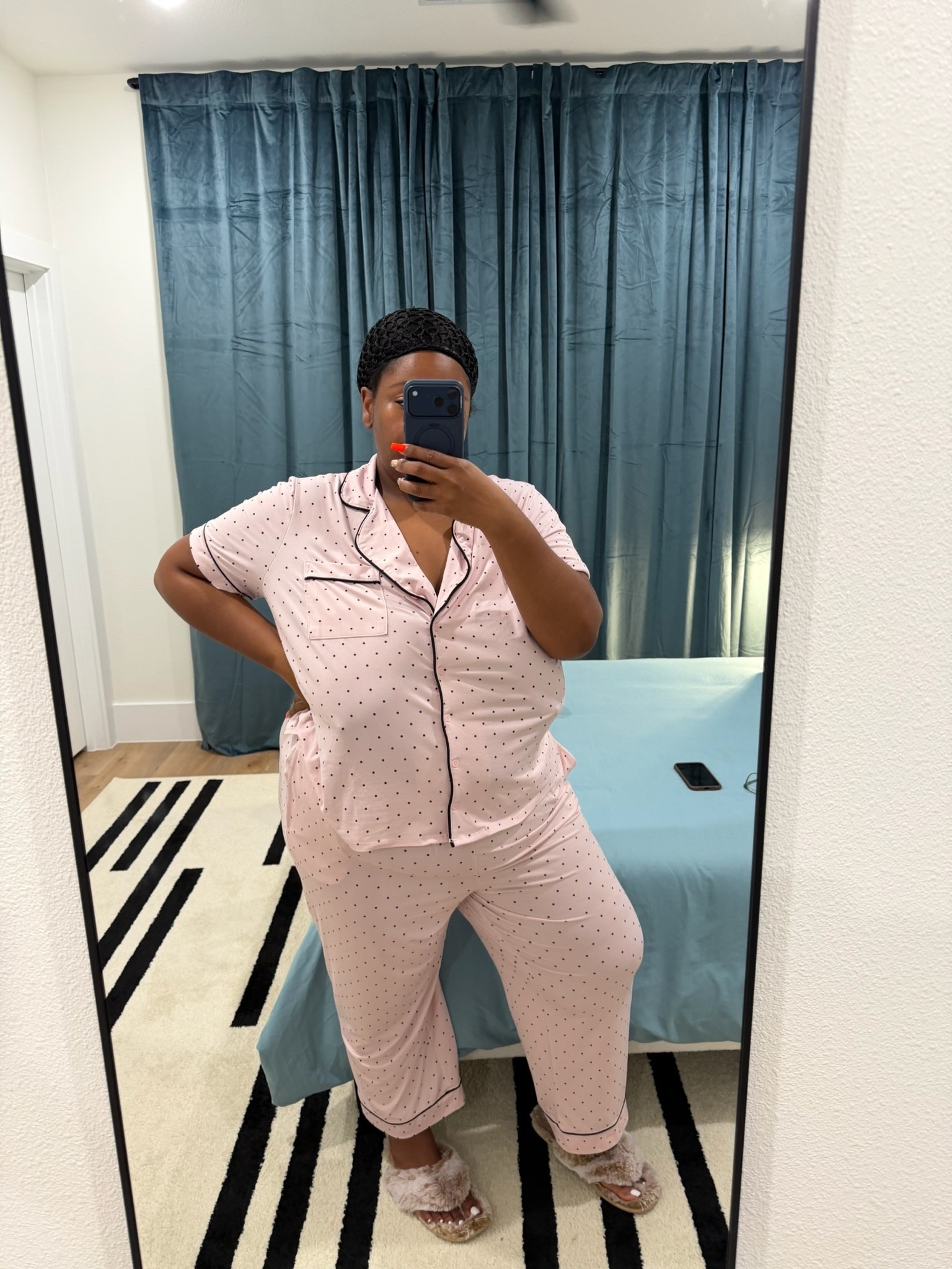 ✨ Comfy Plus Size Pajama Set Under $20! 

I’m wearing the Walmart Joyspun Women's Dreamy Soft Collection Notch Knit Top and Capri Pants Pajama Set, 2-Piece, Sizing goes up to a 3X

#LTKPlusSize #LTKootd #LTKgrwm