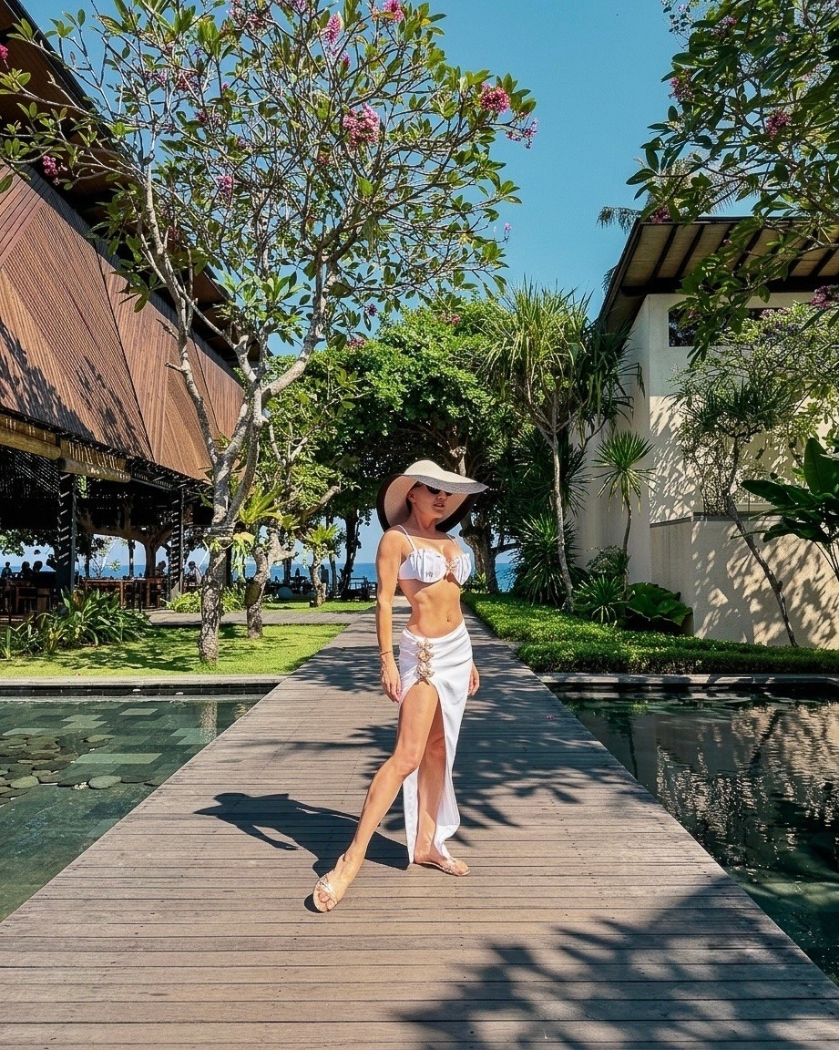 #revolveambassador Resort wear inspo: this white bikini top and maxi skirt with gold star fish brooches is super cute for a vacation outfit and poolside. It doesn’t come with bikini bottoms but they’re easy to buy separately ☀️@Eric Javits @Revolve

#LTKootd #LTKSwim #LTKTravel