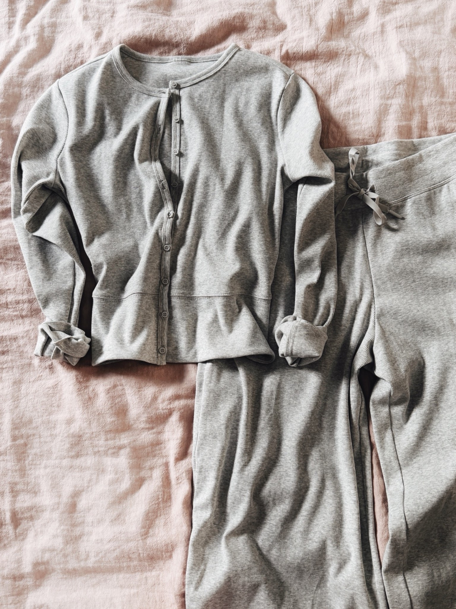 New aritzia inspired ribbed cozy sets at Target! 🤍 Mostly TTS, top runs slightly small, bottoms run slightly big!

#LTKootd #LTKActive #LTKOver40
