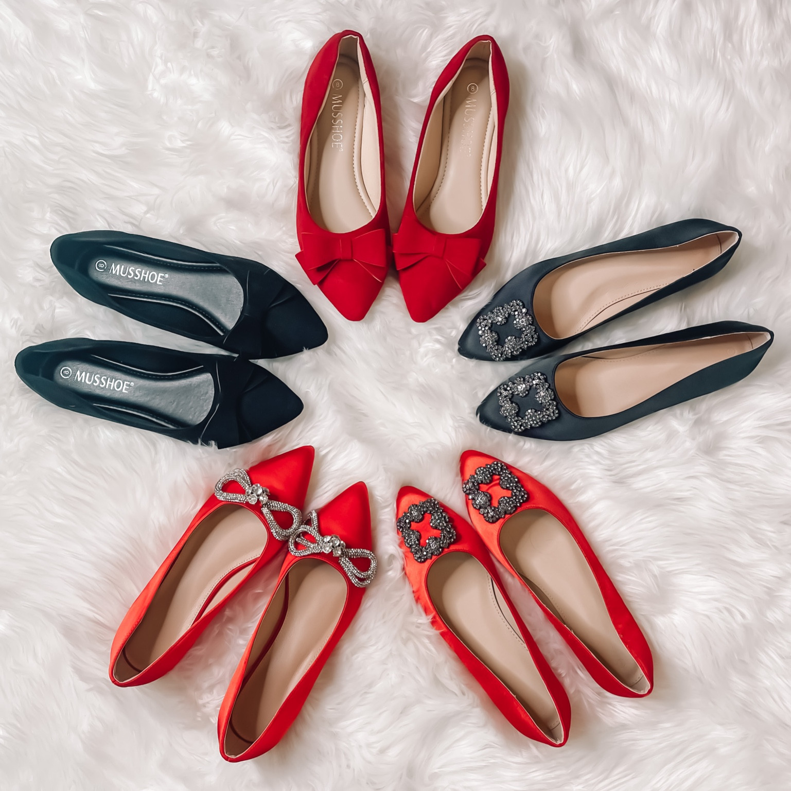 🎄AMAZON HOLIDAY SHOES  
Need dressy shoes for that special holiday outfit? Here are a few I love all from Amazon! For me, the red and black with bows (top and top left) fit true to size the other 3 run a little big. 
Red flats 
Black flats 
Holiday outfit 
Christmas outfit 
Red dress shoes 
Fancy shoes
#founditonamazon
#shoecrush 

#LTKshoecrush #LTKunder50 #LTKHoliday