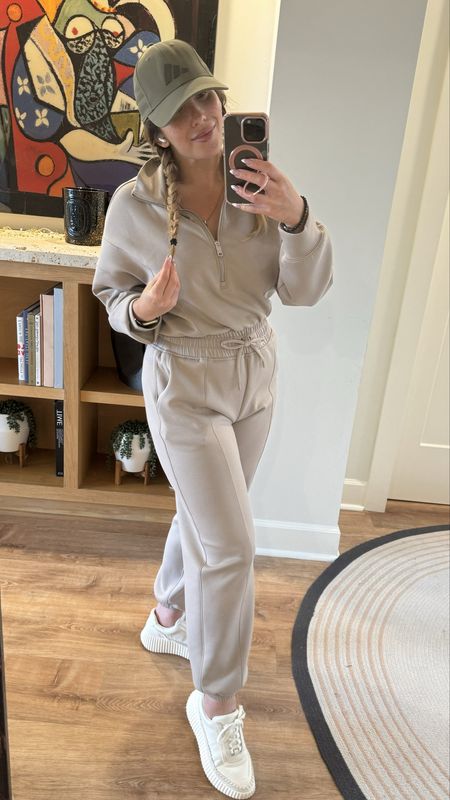 Happy weekend! Loving my new Abercrombie + Fitch jumpsuit so much I got it in black as well! Stay tuned for those pics soon! 😘

#LTKstyletip #LTKfitness #LTKhome