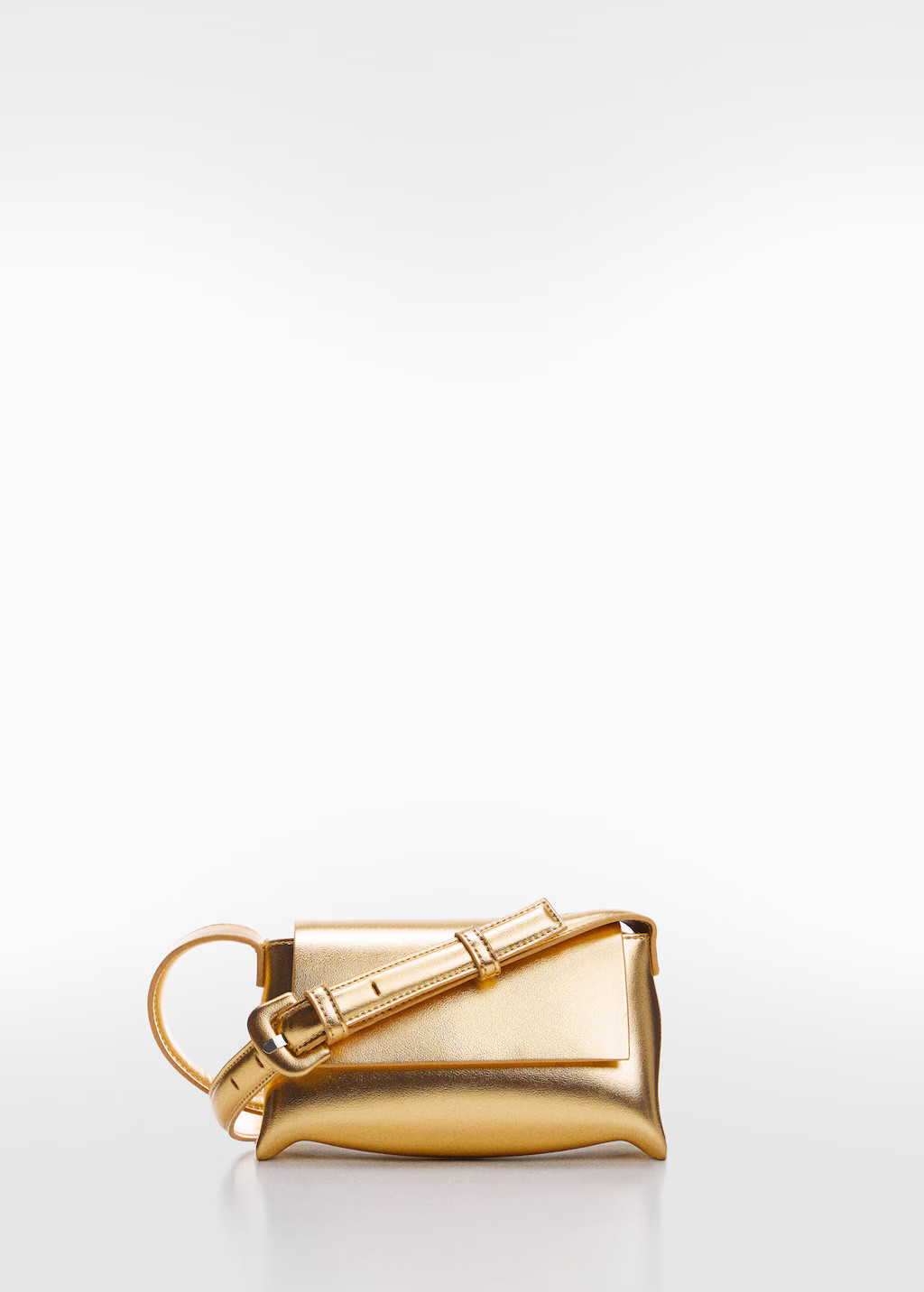 Crossbody bag with flap - Woman | MANGO USA | MANGO (US)
