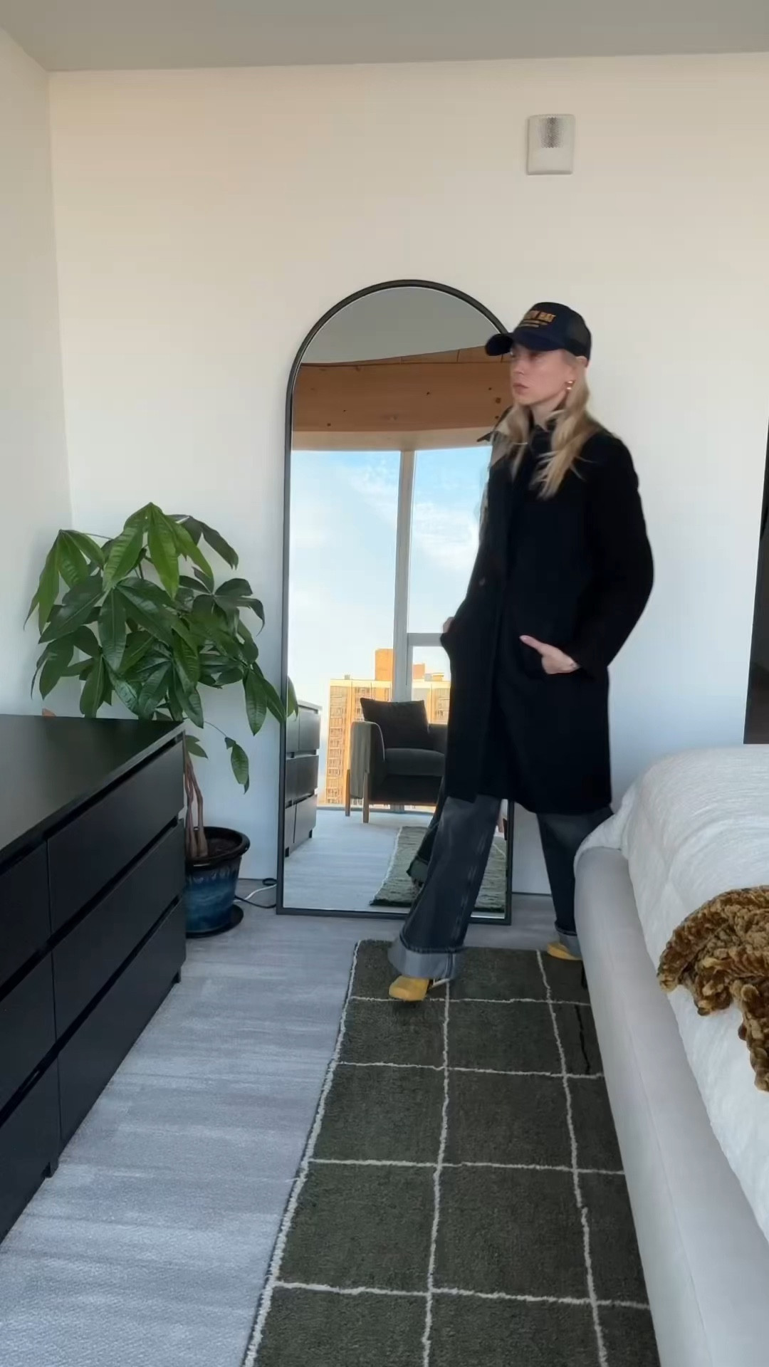 Friday. 🥳

#LTKOver40
