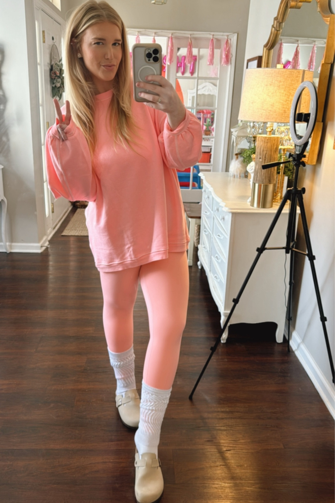 Cute pink set! Obsessed 💗🛍️

Wearing a size medium in leggings 
Large in sweatshirt 

#LTKMostLoved #LTKmidsize #LTKSpringSale