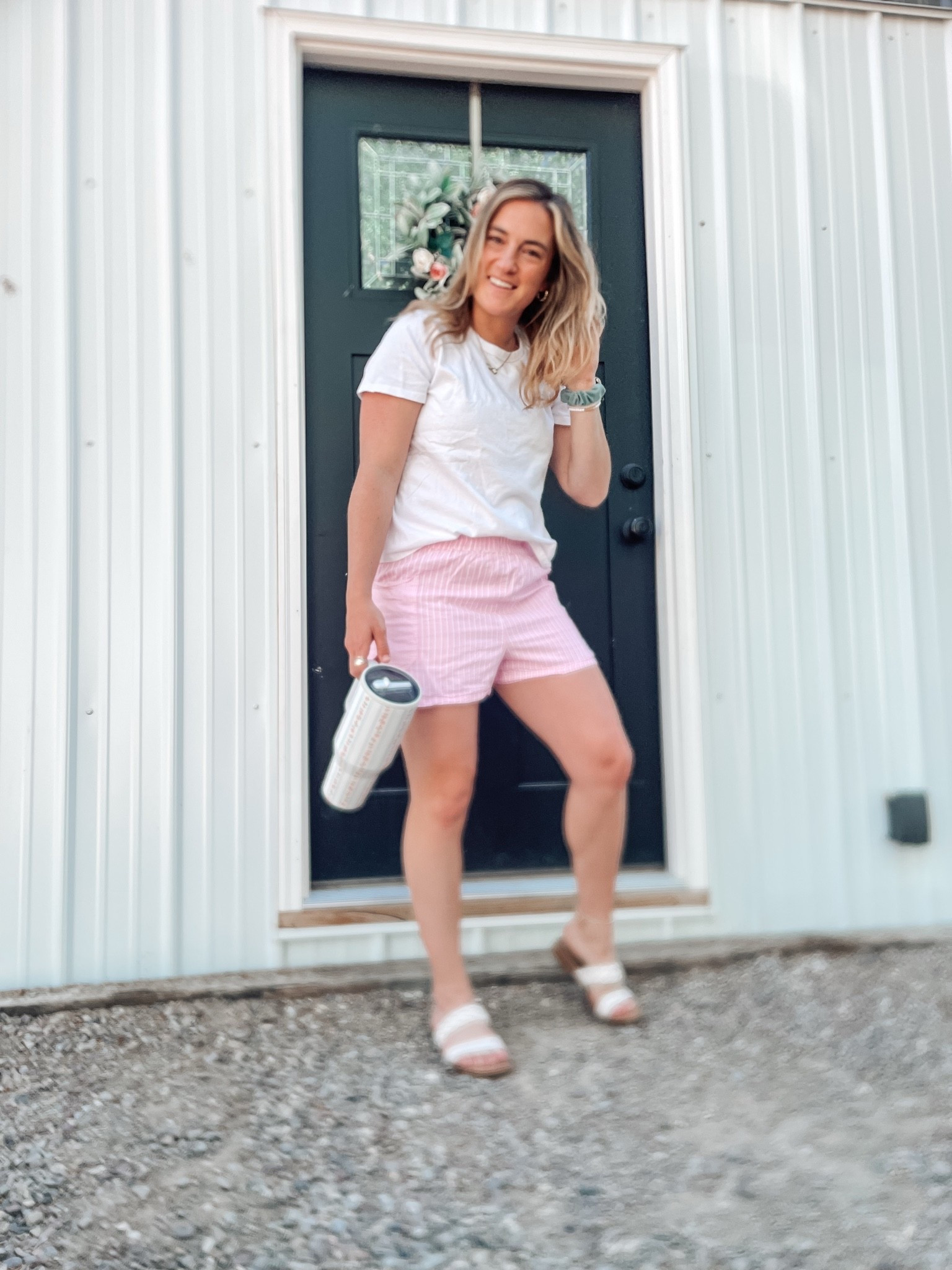 Boxer shorts 
Boxer shorts outfit 
Summer outfit 
Outfit for summer 
Summer outfit ideas 
Simple basic outfit

#LTKmomlife #LTKootd