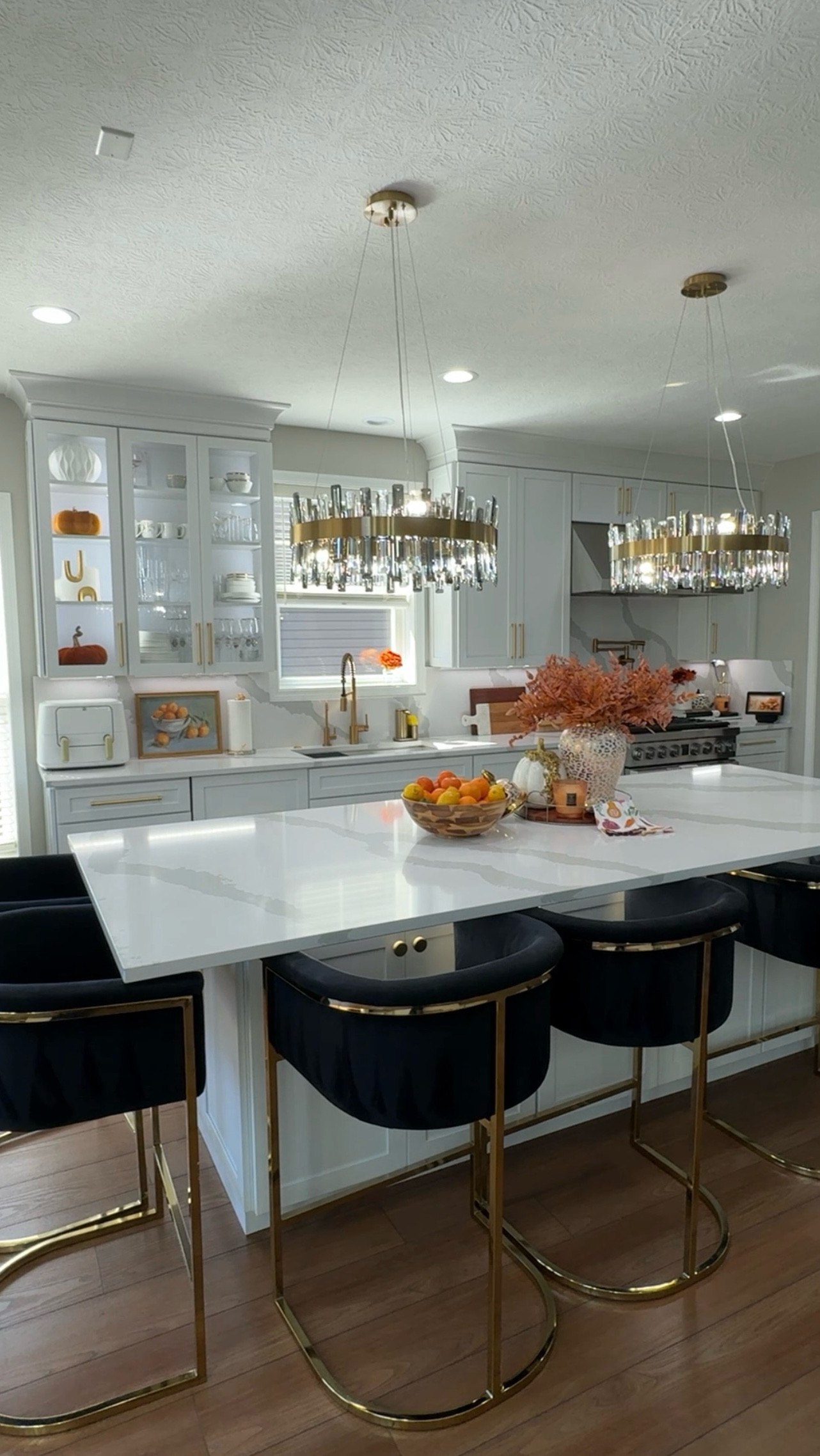 Sprinkled fall in my kitchen! Shop items below 

Fall kitchen home decor fall kitchen decorating 

#LTKHome #LTKSeasonal #LTKSaleAlert