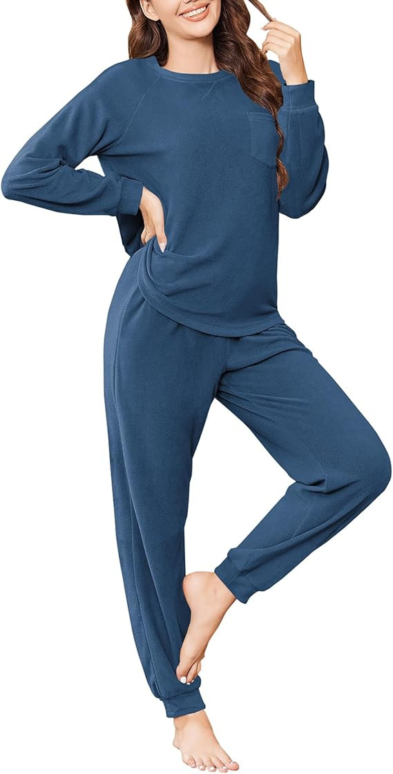 Ekouaer Womens Fuzzy Fleece Pajama Sets Long Sleeve Jogger Sets Comfy Sleepwear Loungewear with P... | Amazon (US)