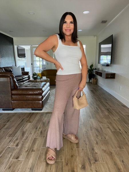 Amazon 
Amazon outfit 
Amazon lounge pants
Loungewear 
Neutral outfit 
Mother’s Day outfit 
Casual outfit 
Summer outfit 
tank



#LTKunder50 #LTKstyletip #LTKFind